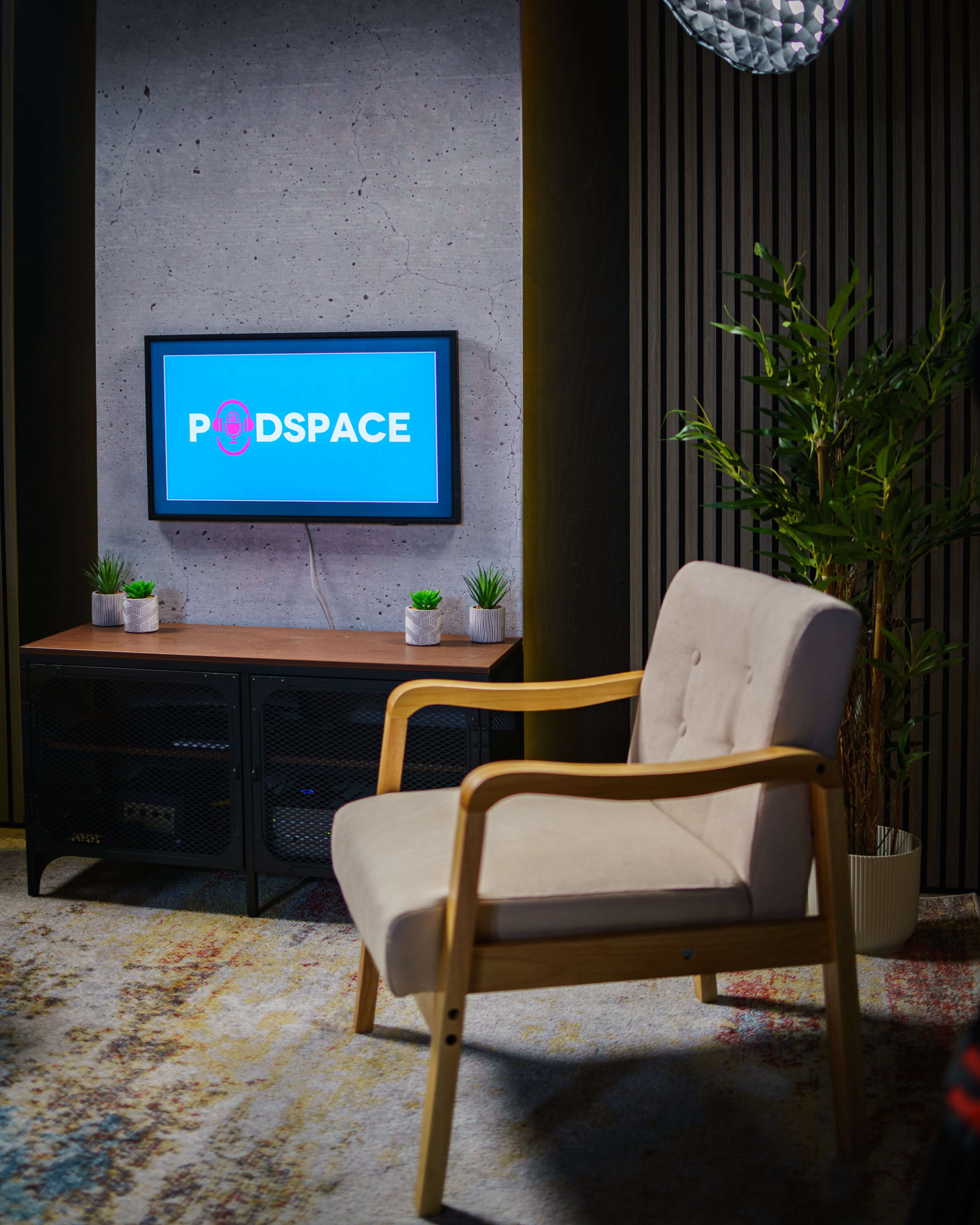 Podspace Bedford - Video Podcast Studio Image in Cardington, Bedford, ENG