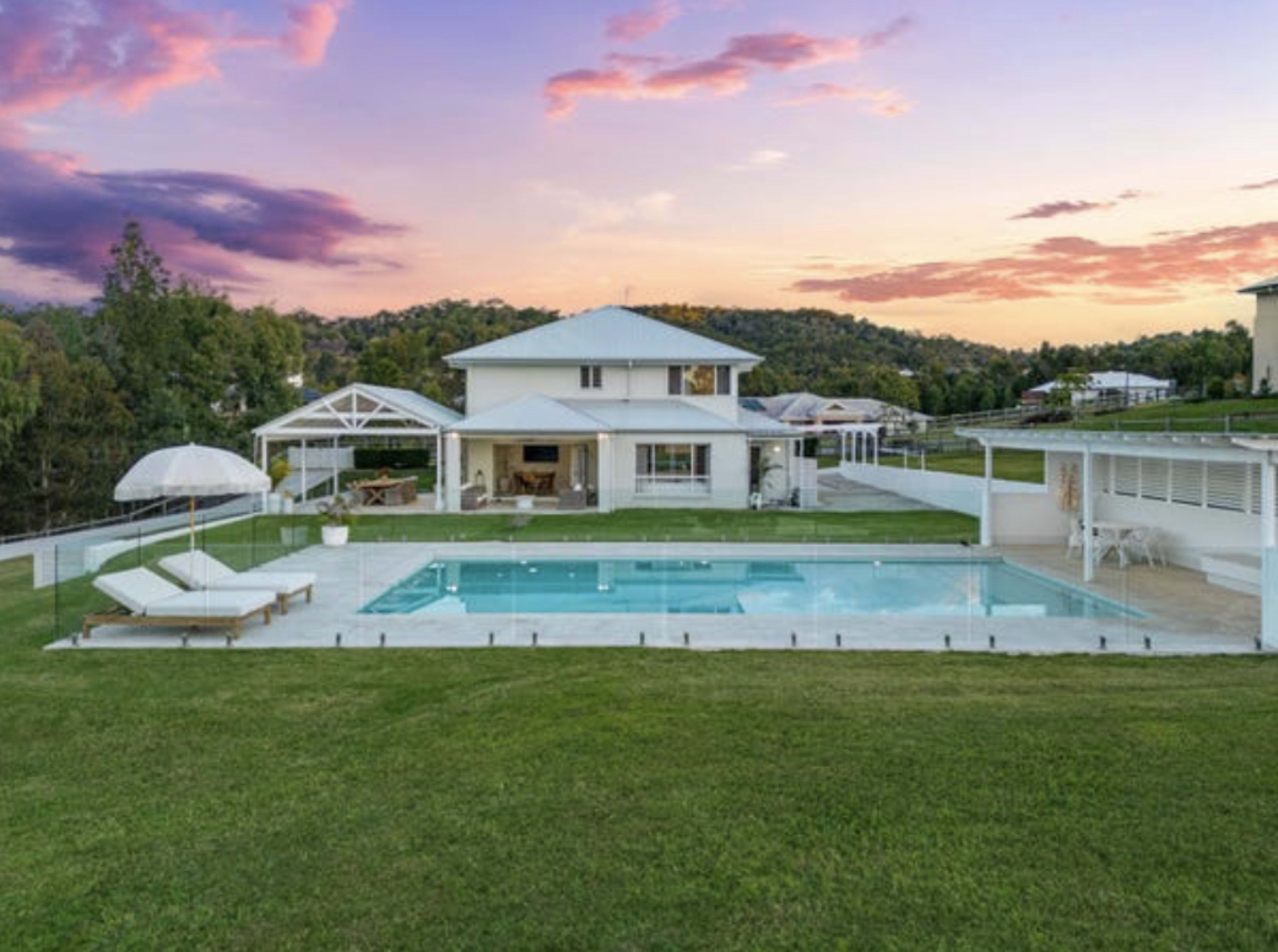 Dream Luxe Pool Image in Kingsholme, kingsholme, QLD