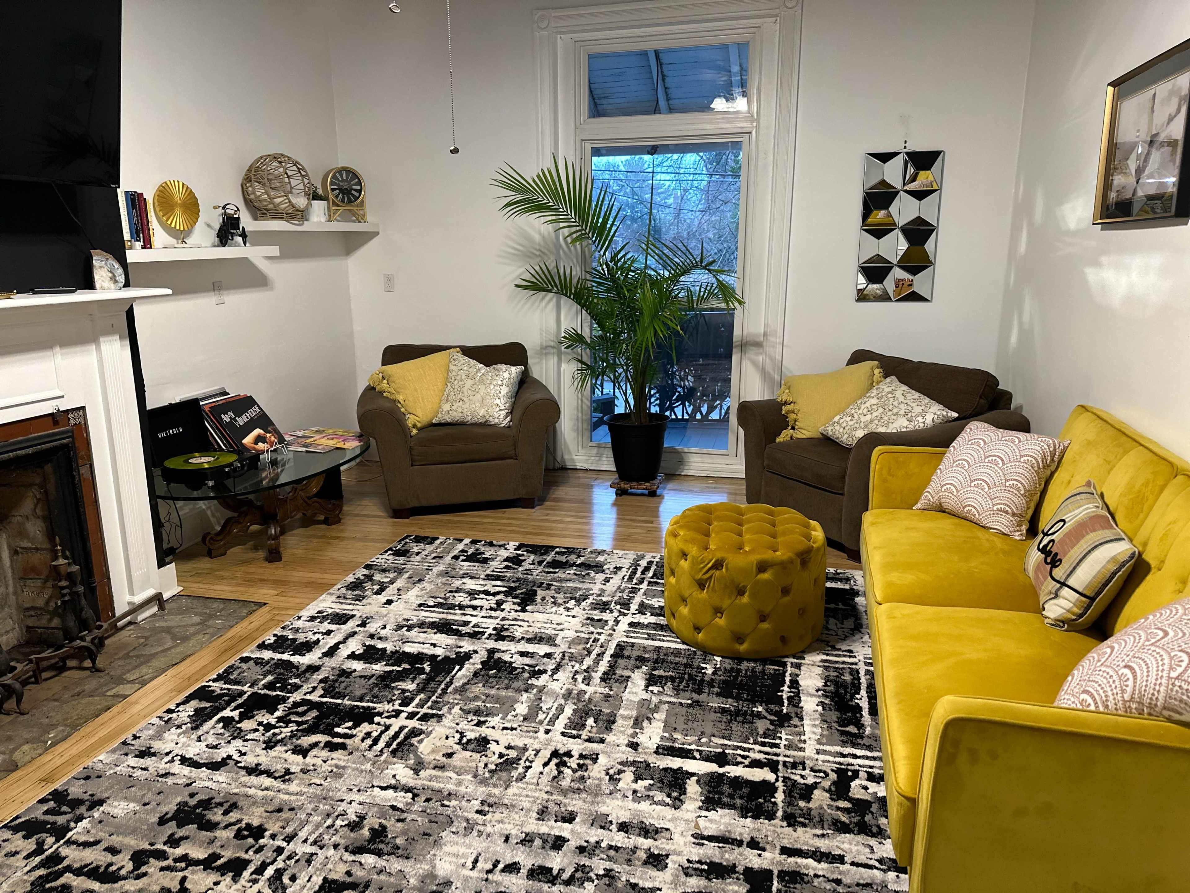 Germnatown Twin with lots of space and Light Image in Northwest Philadelphia, Philadelphia, PA