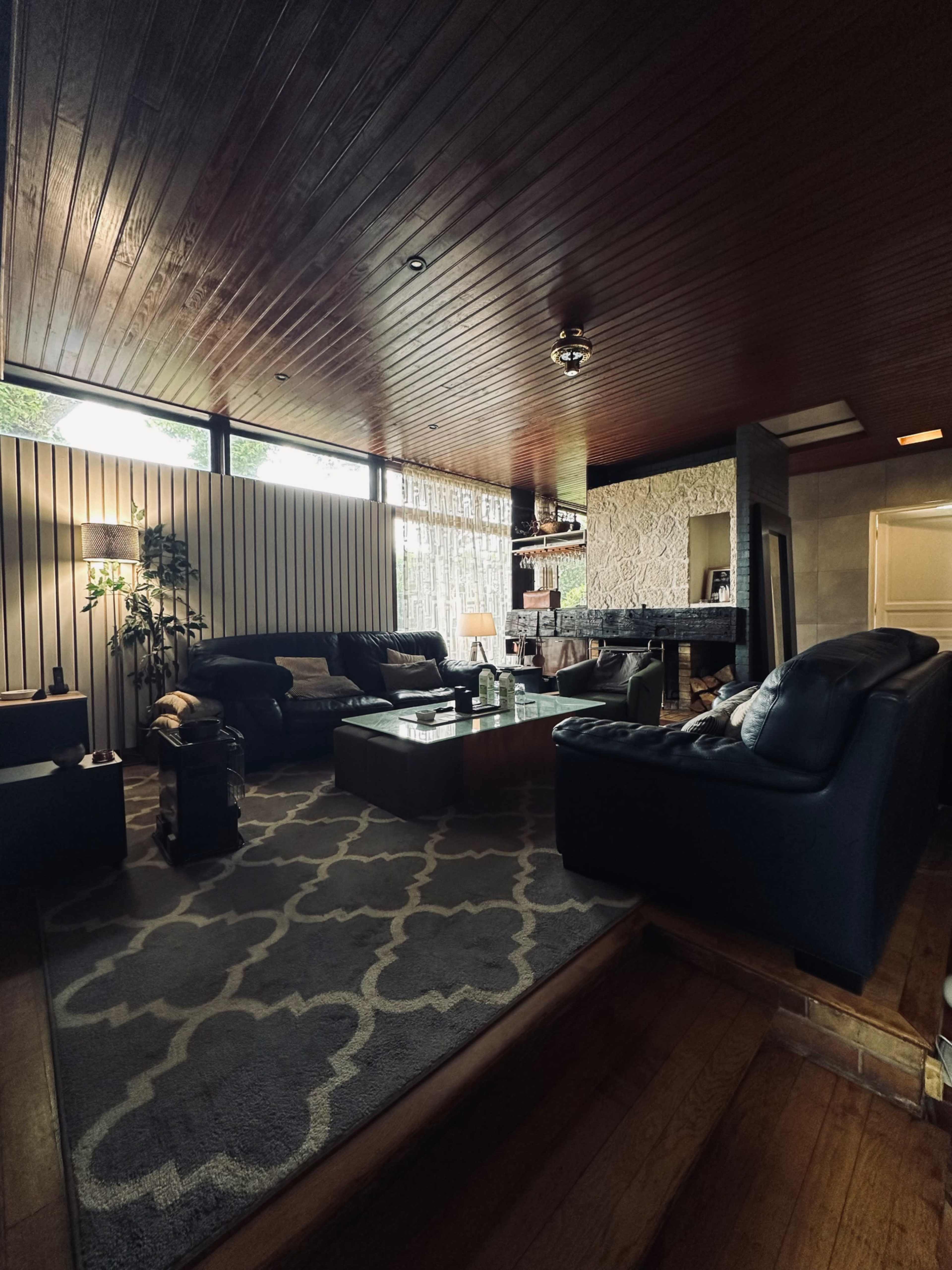 Maison d’architecte atypique et spacieuse , de plein pied , avec magnifique jardin d’hiver Image in , Villeparisis, 