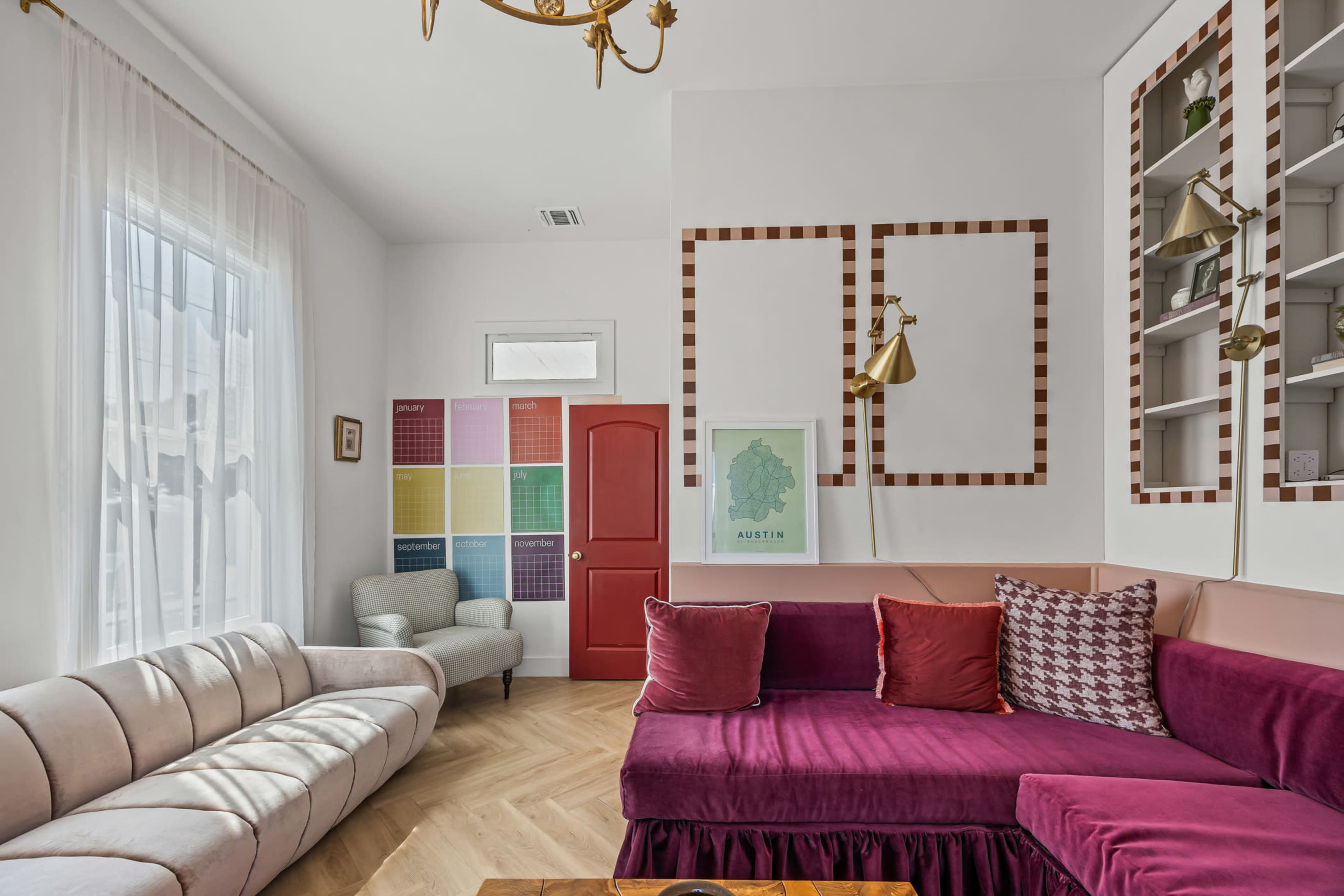 Cozy East Austin Lounge Image in Central East Austin, Austin, TX