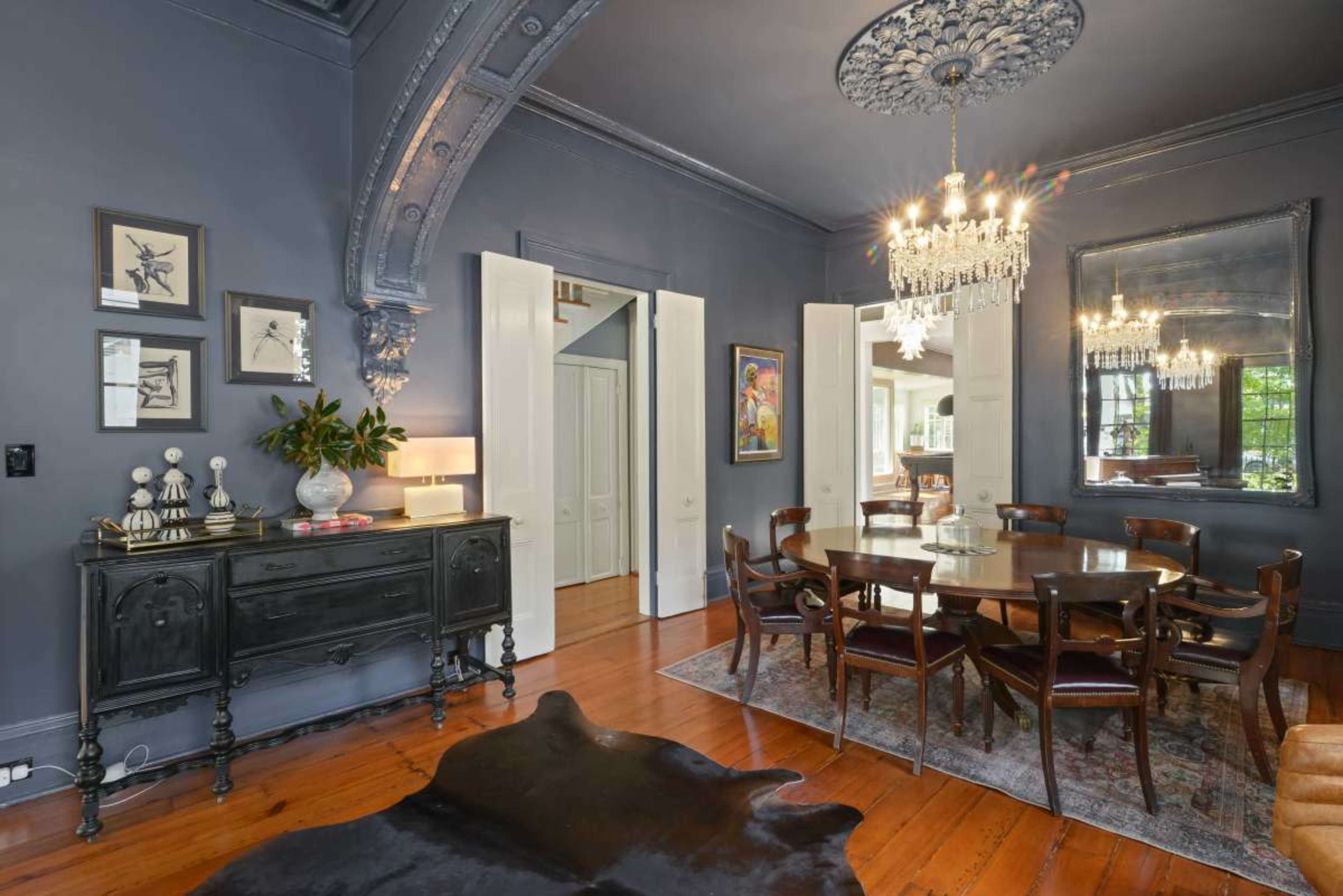 Monet des Chênes – Historic Greek Revival Oasis in the Irish Channel Image in East Riverside, New Orleans, LA