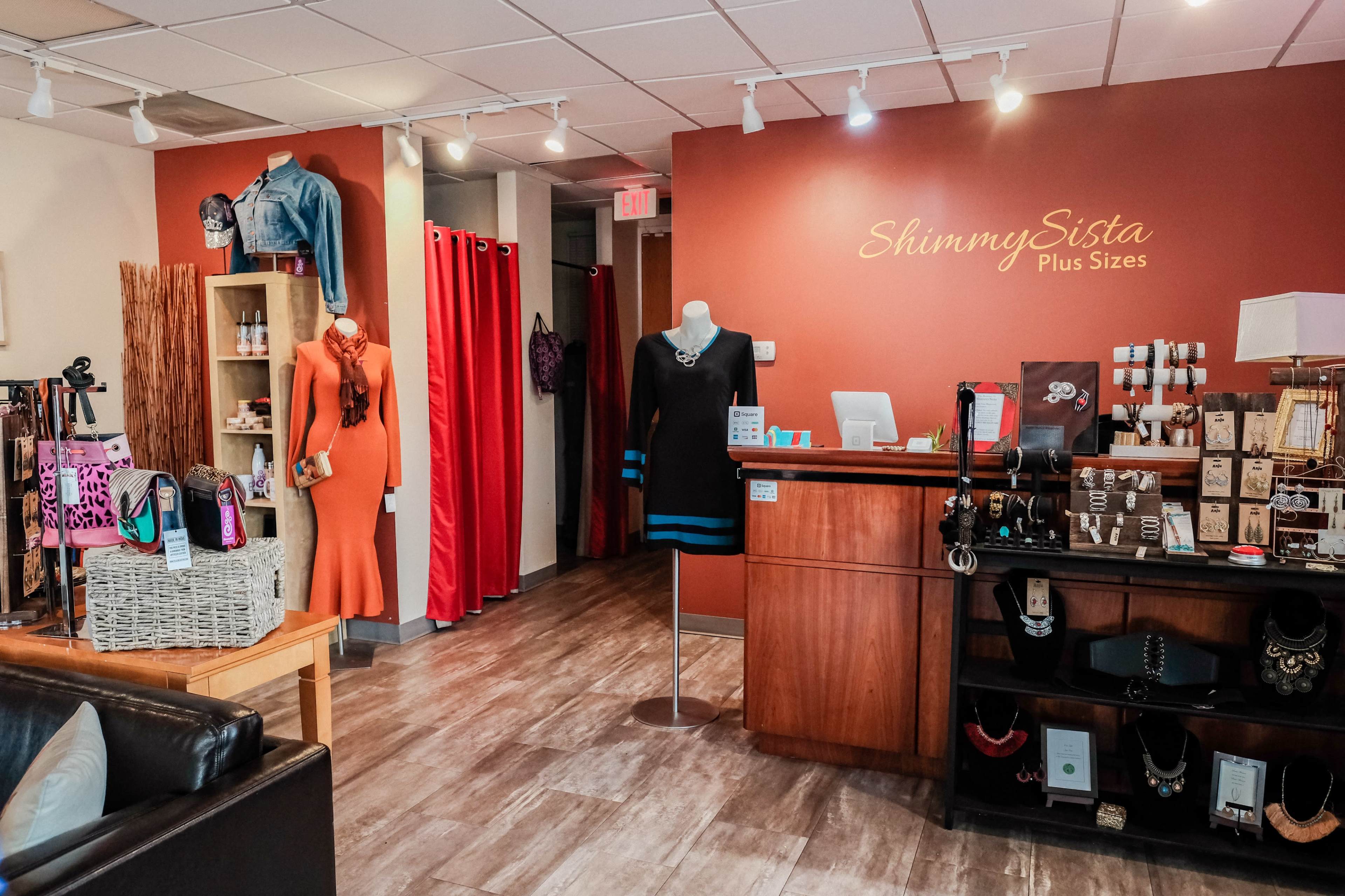 Trendy Suburban Boutique with ample parking Image in Columbia, Columbia, MD