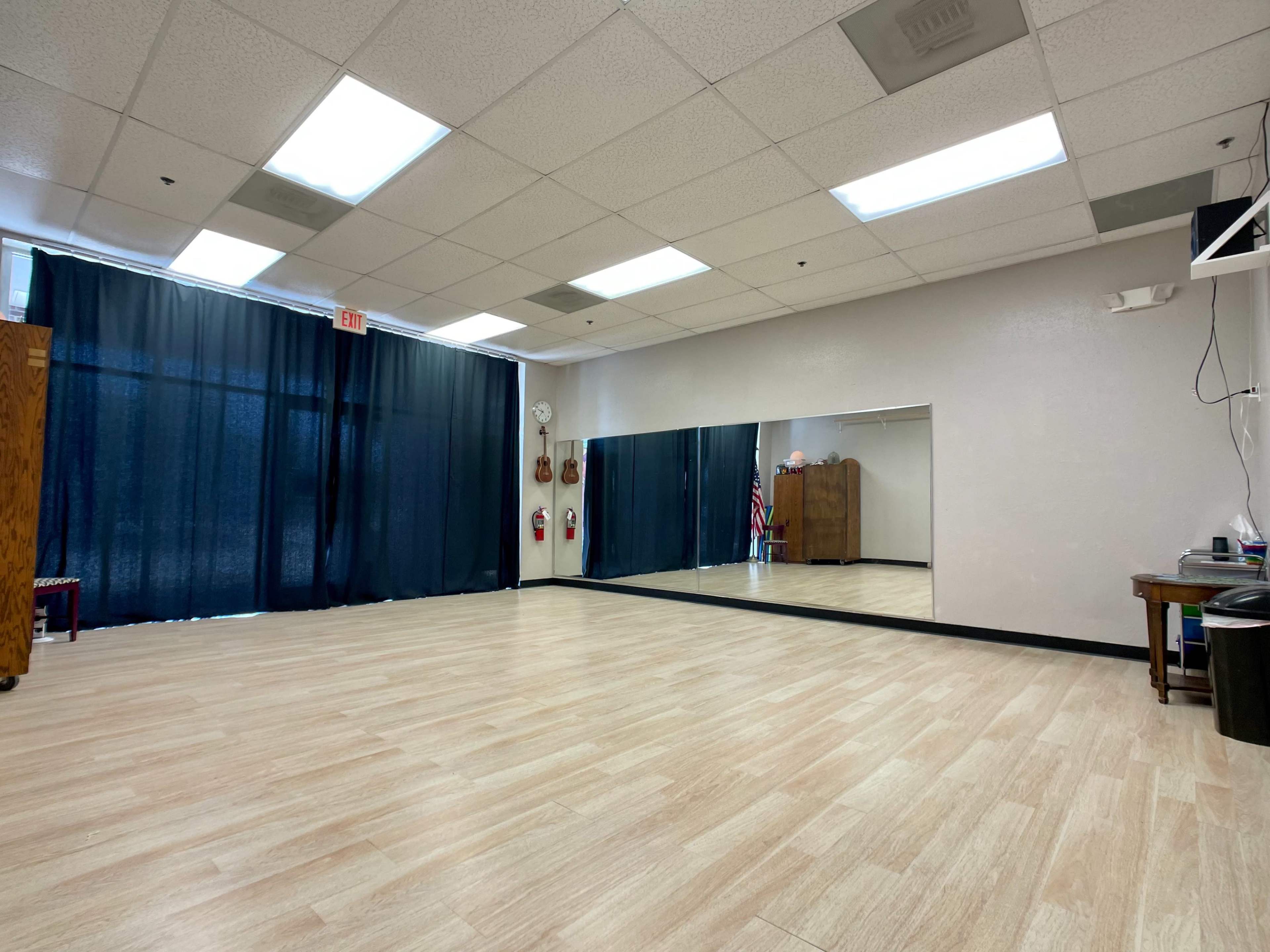 Dance Studio with Wood Flooring, Mirrors, & Speaker System Image in Oviedo, Oviedo, FL