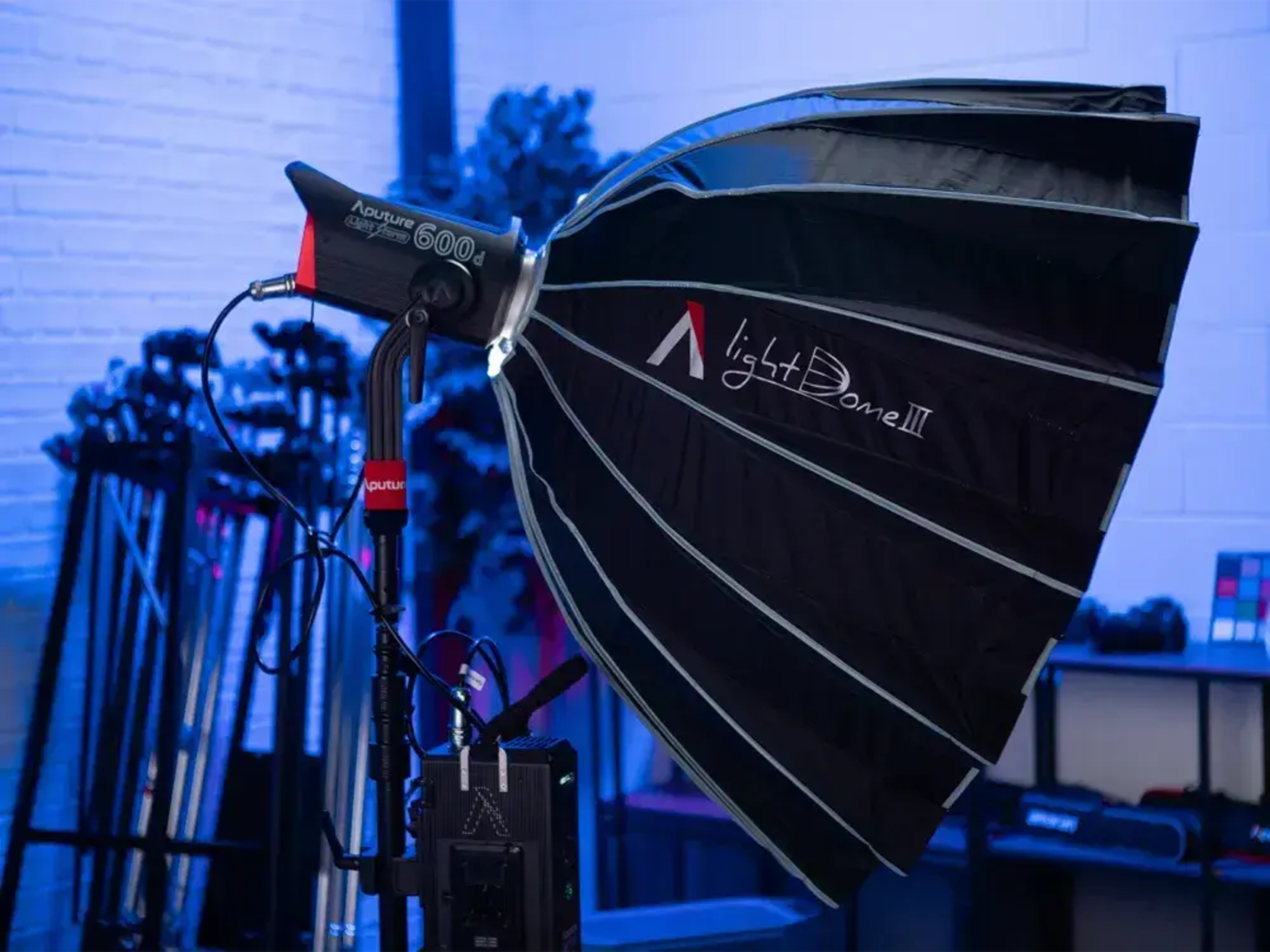 Aputure LS Light Dome III
