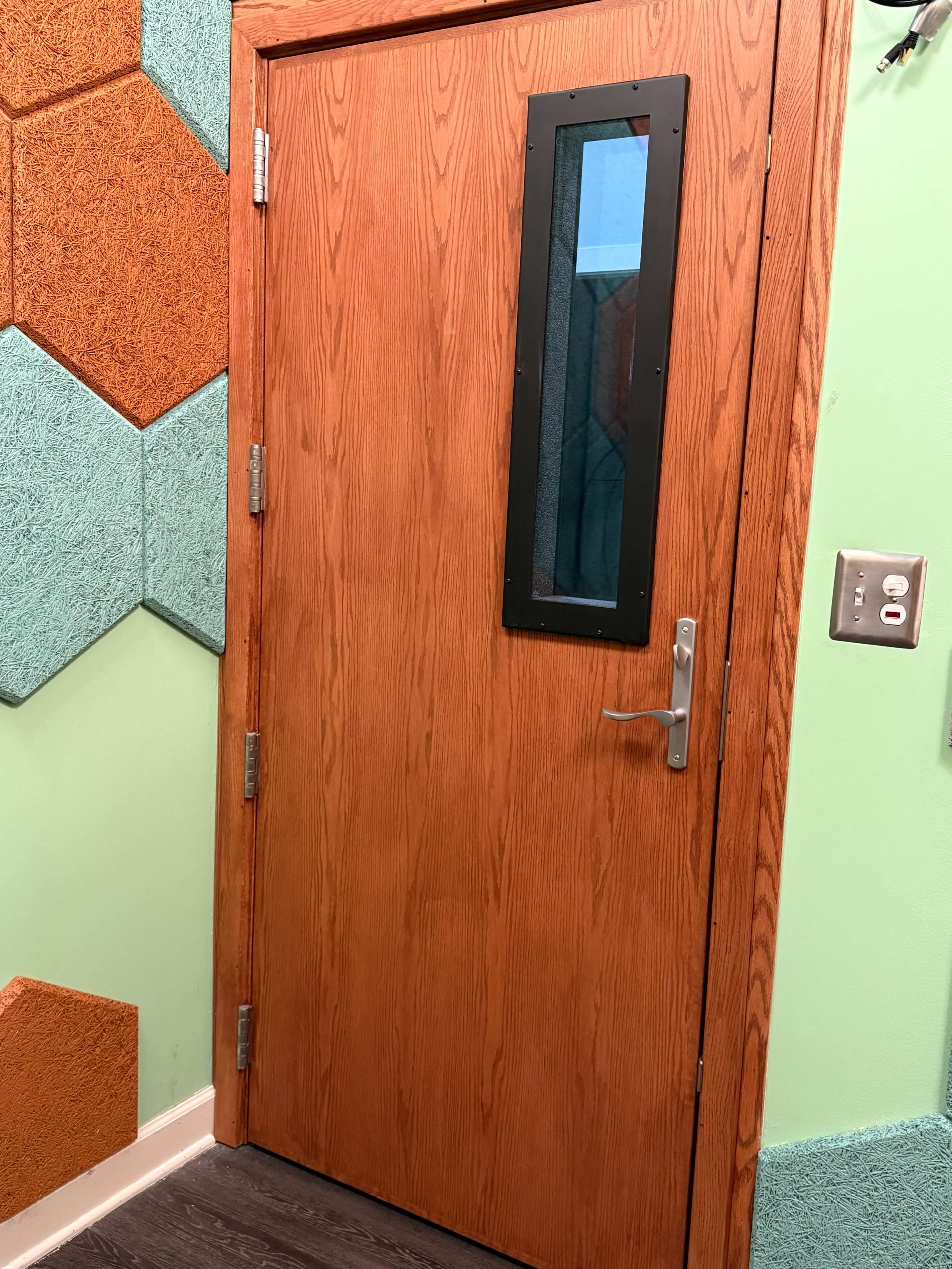 Metro Detroit Area Podcast Space For Shows Sessions WITH SOUNDPROOFING Image in Ferndale, Ferndale, MI