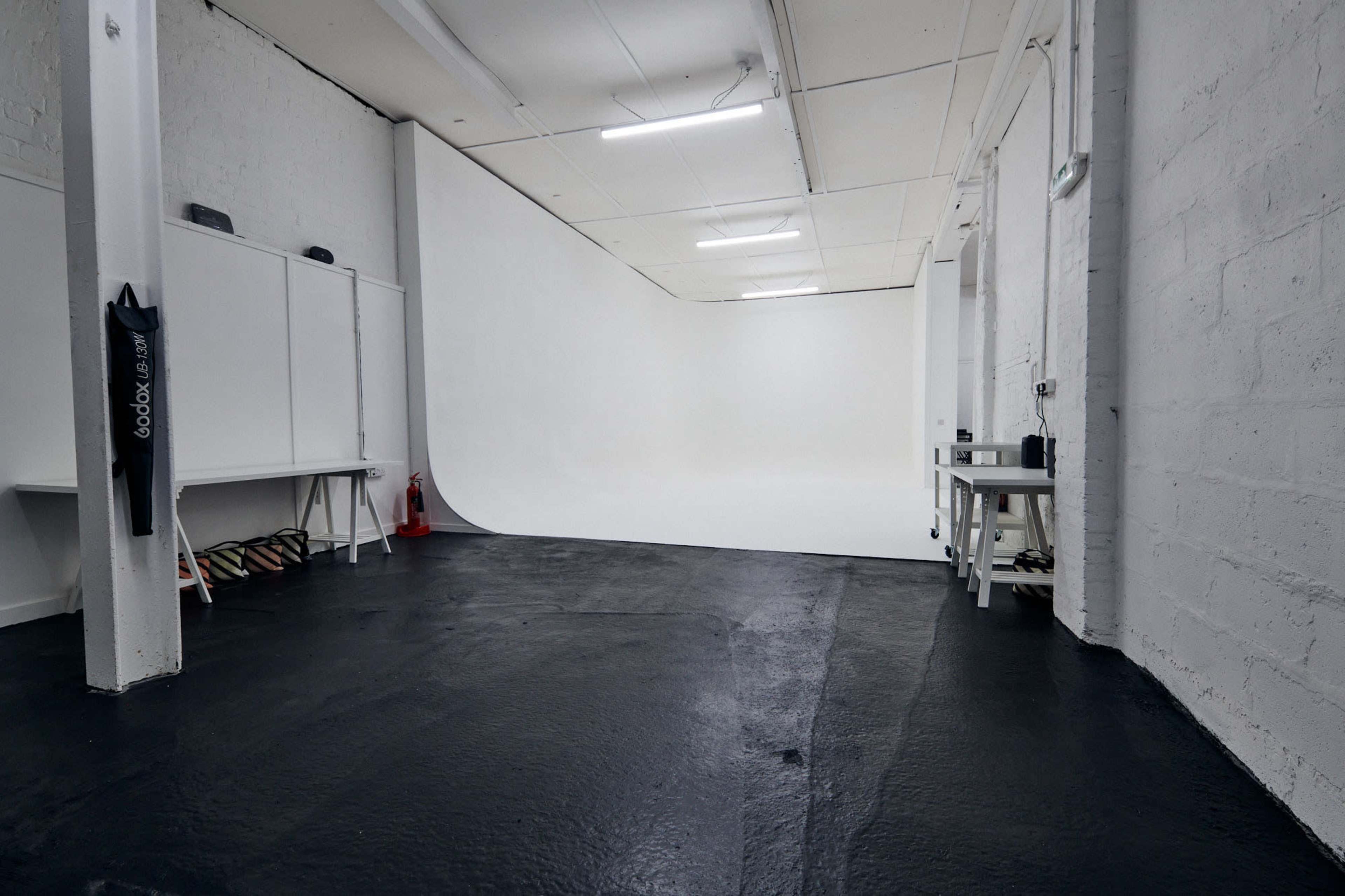 Infinity cove photography studio Glasgow Image in Kinning Park, Glasgow, SCT