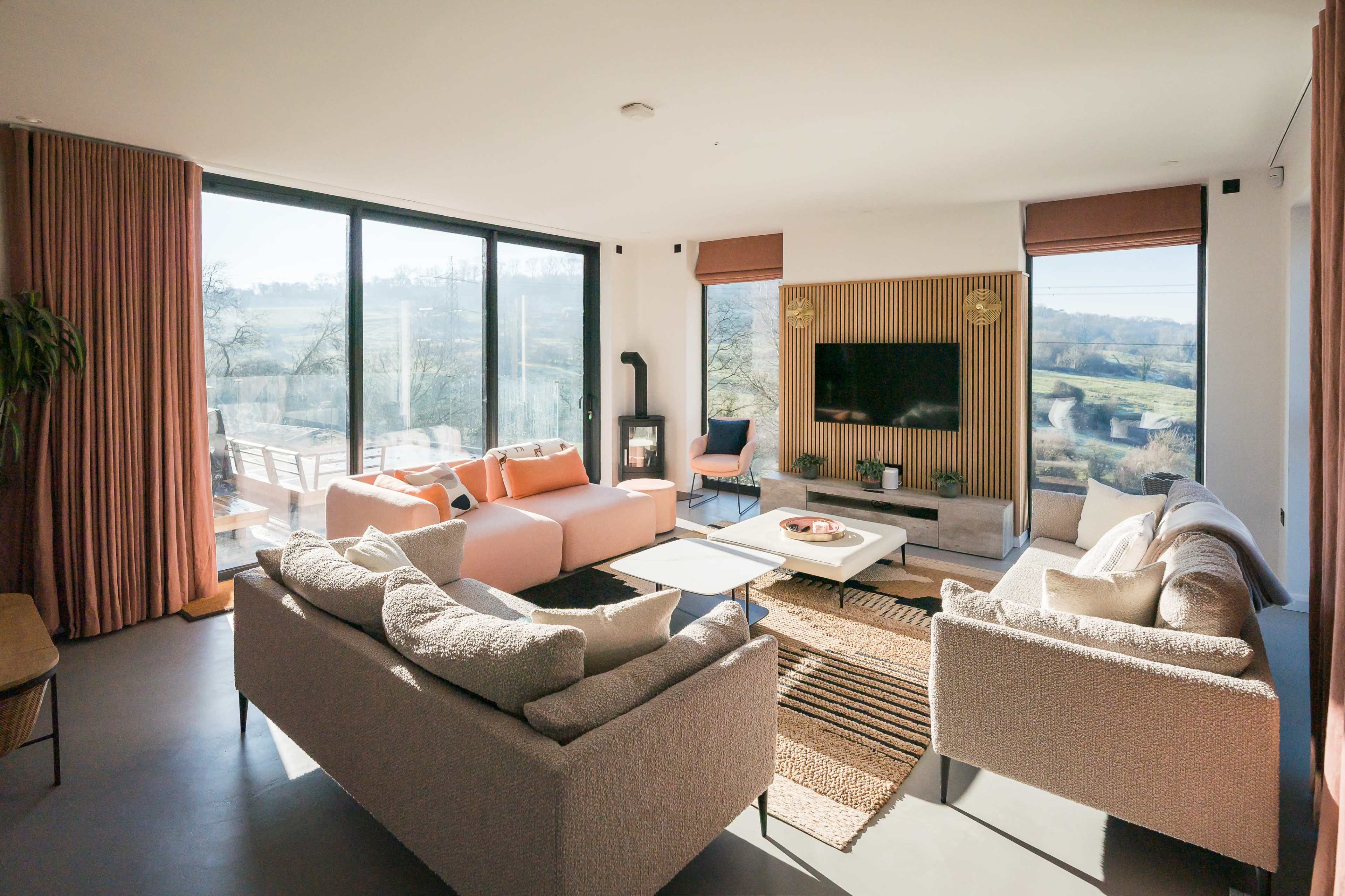 The House On The Hill | Countryside Modern House | Beautiful Views Image in Shurdington, Cheltenham, ENG