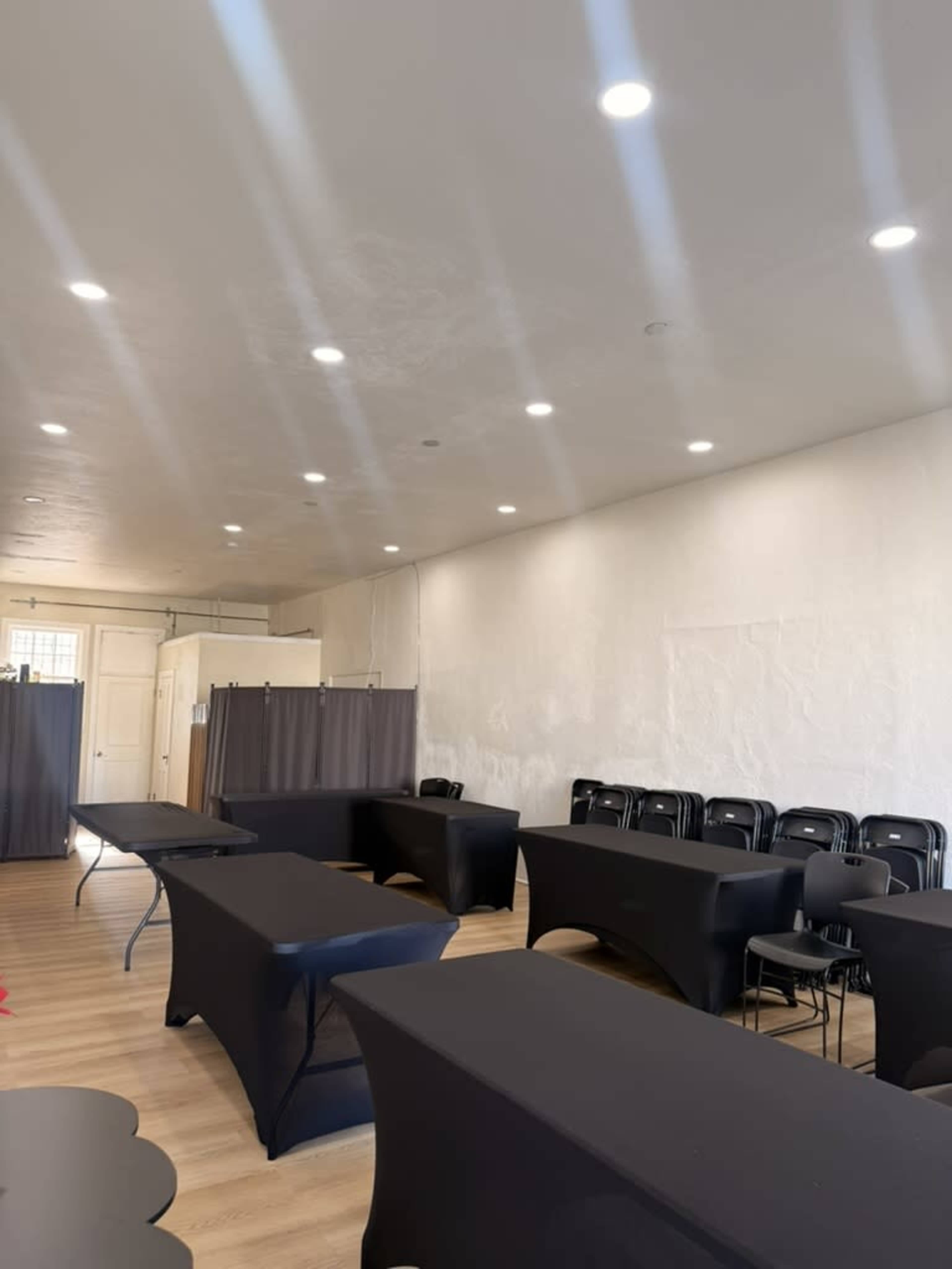 Relaxing Wellness Studio in Inglewood Image in Inglewood, Inglewood, CA