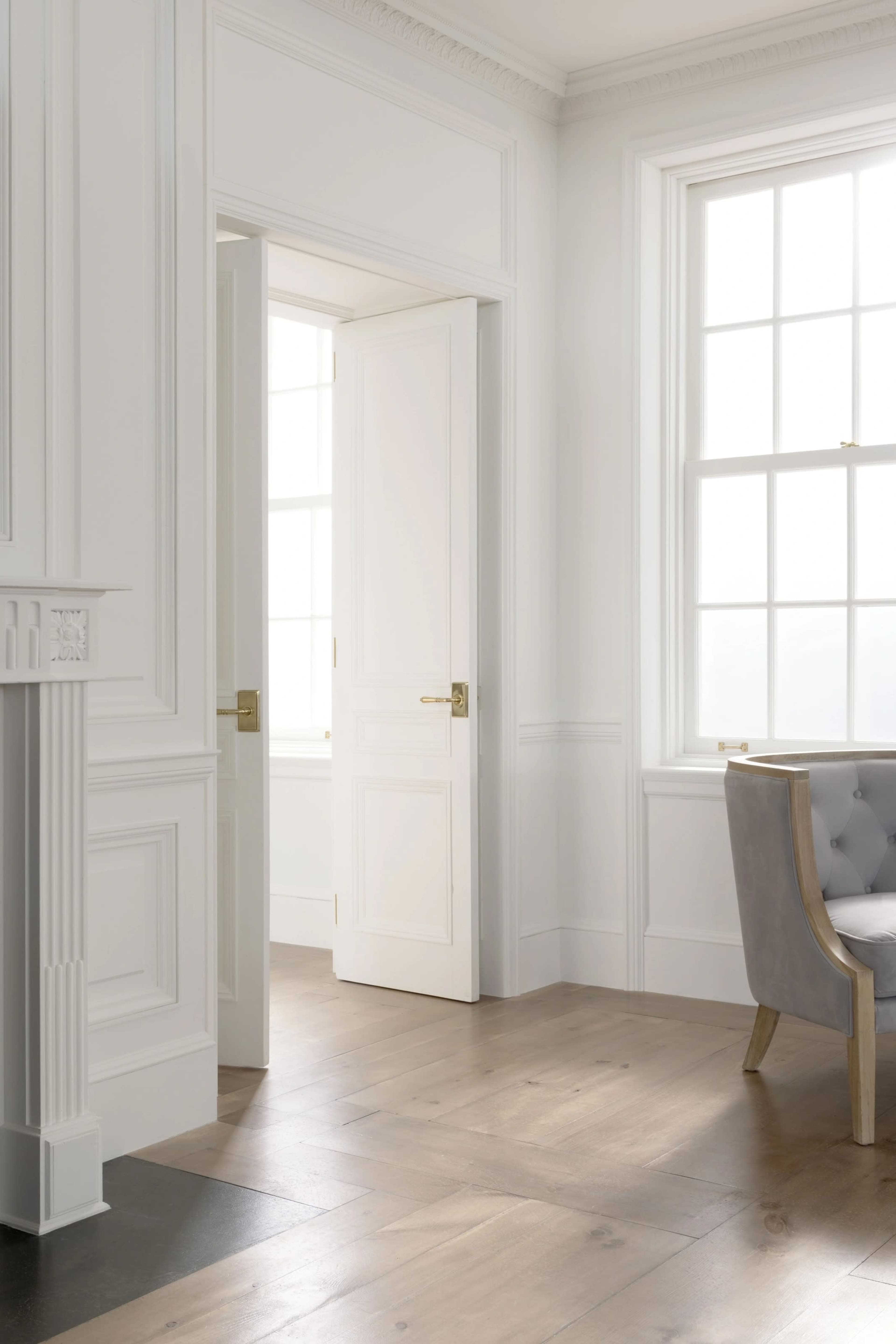 Pre-Built Set in Studio: Ornate Townhouse Image in Long Island City, Long Island City, NY