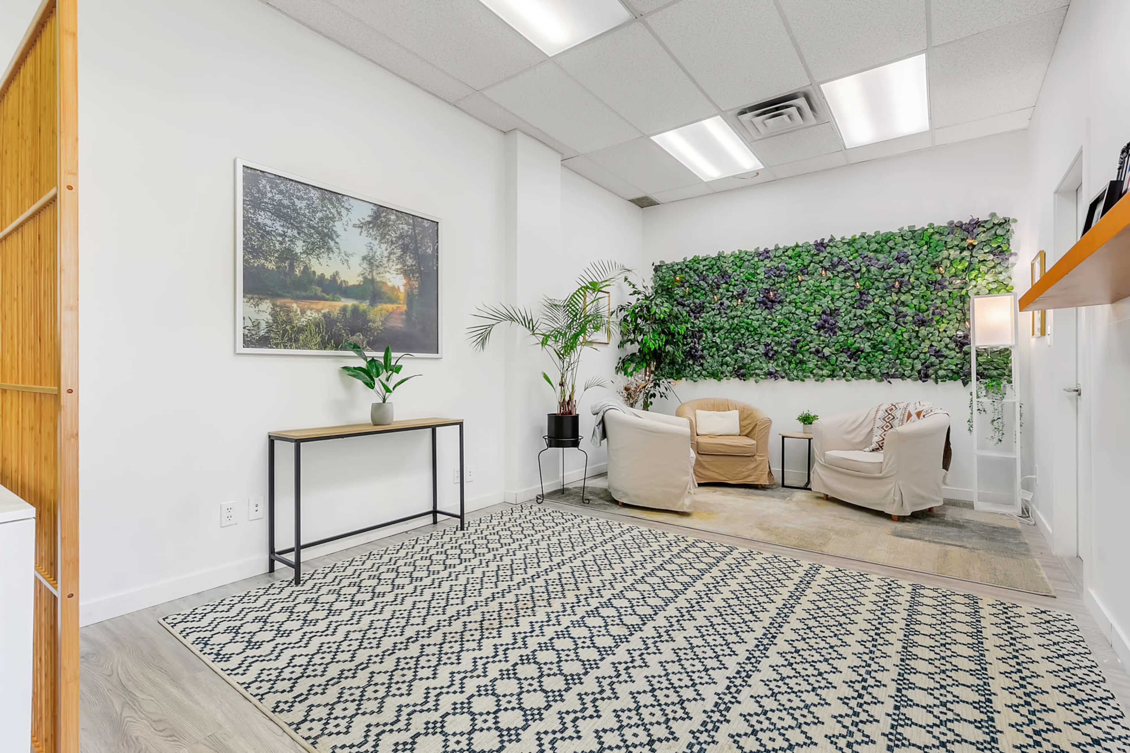 Indoor Garden Suite with Mountain Views Image in East Vancouver, Vancouver, BC