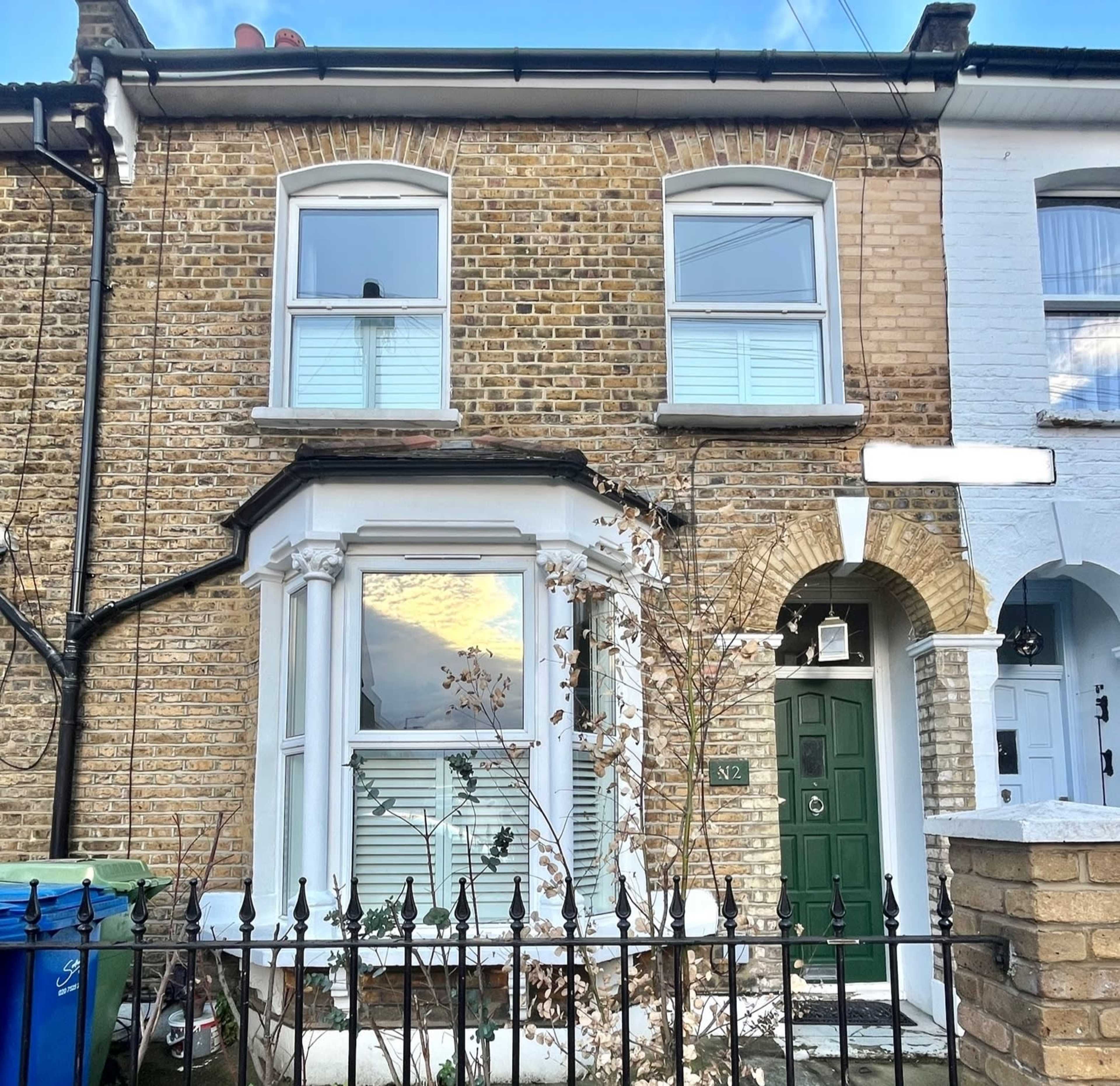 Tastefully Decorated Residential Victorian Terrace Home Image in Peckham, London, ENG