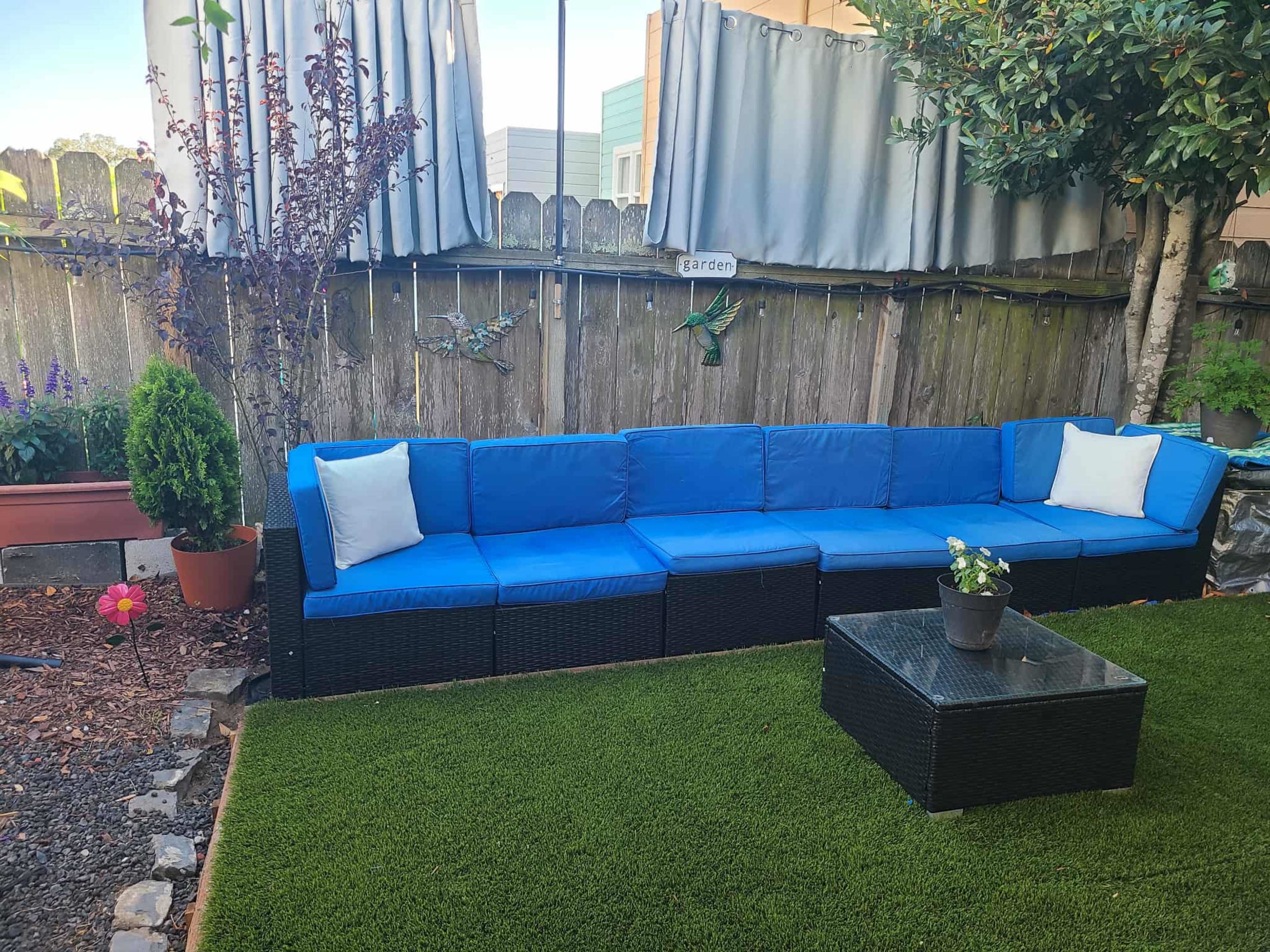 Cozy garden with lots of amenities Image in Lakeshore, San Francisco, CA