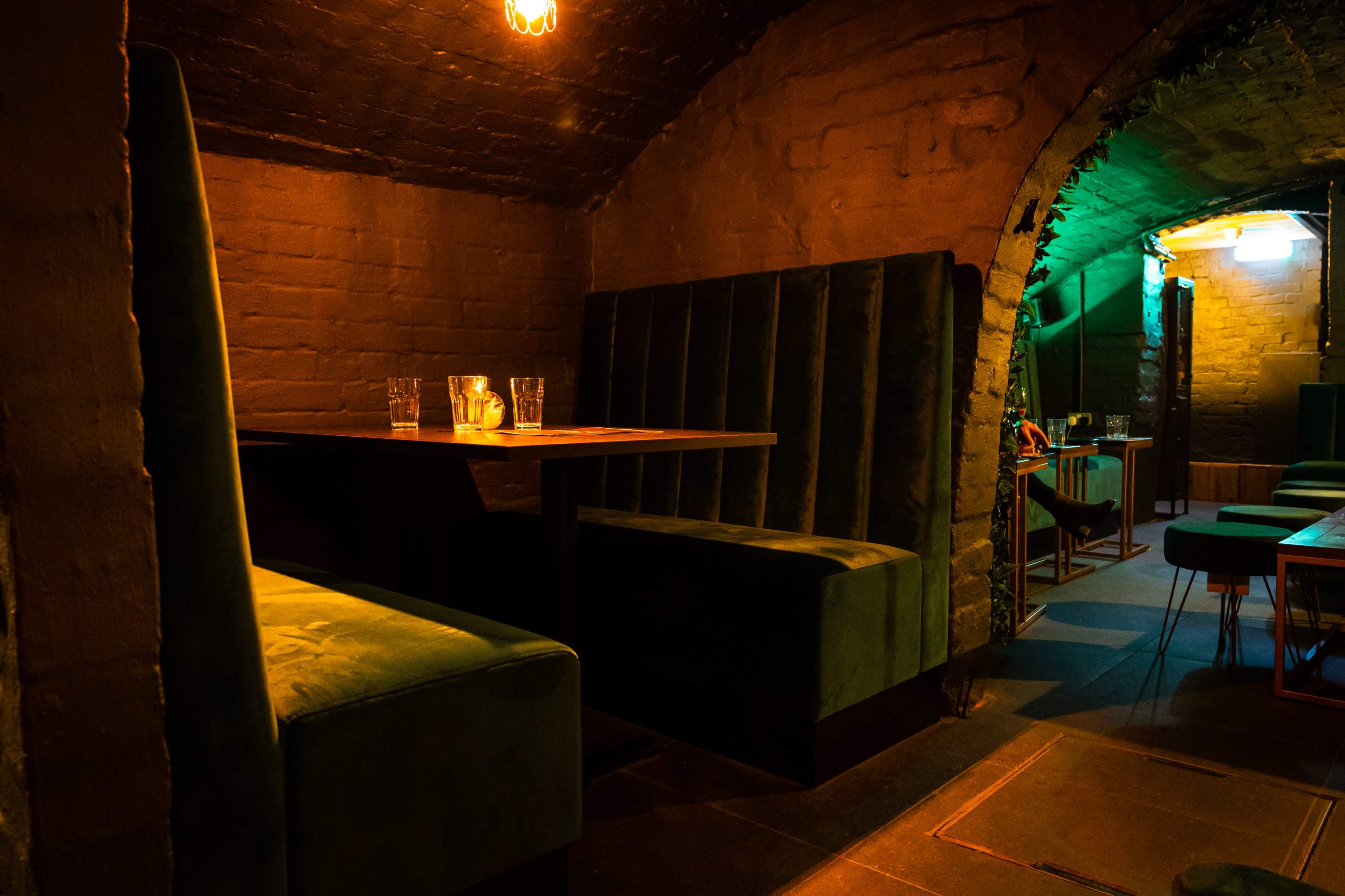 Town Centre Cocktail Bar  with Lower Ground Floor Lounge with Vaulted cCeilings Image in Royal Leamington Spa, Leamington Spa, ENG