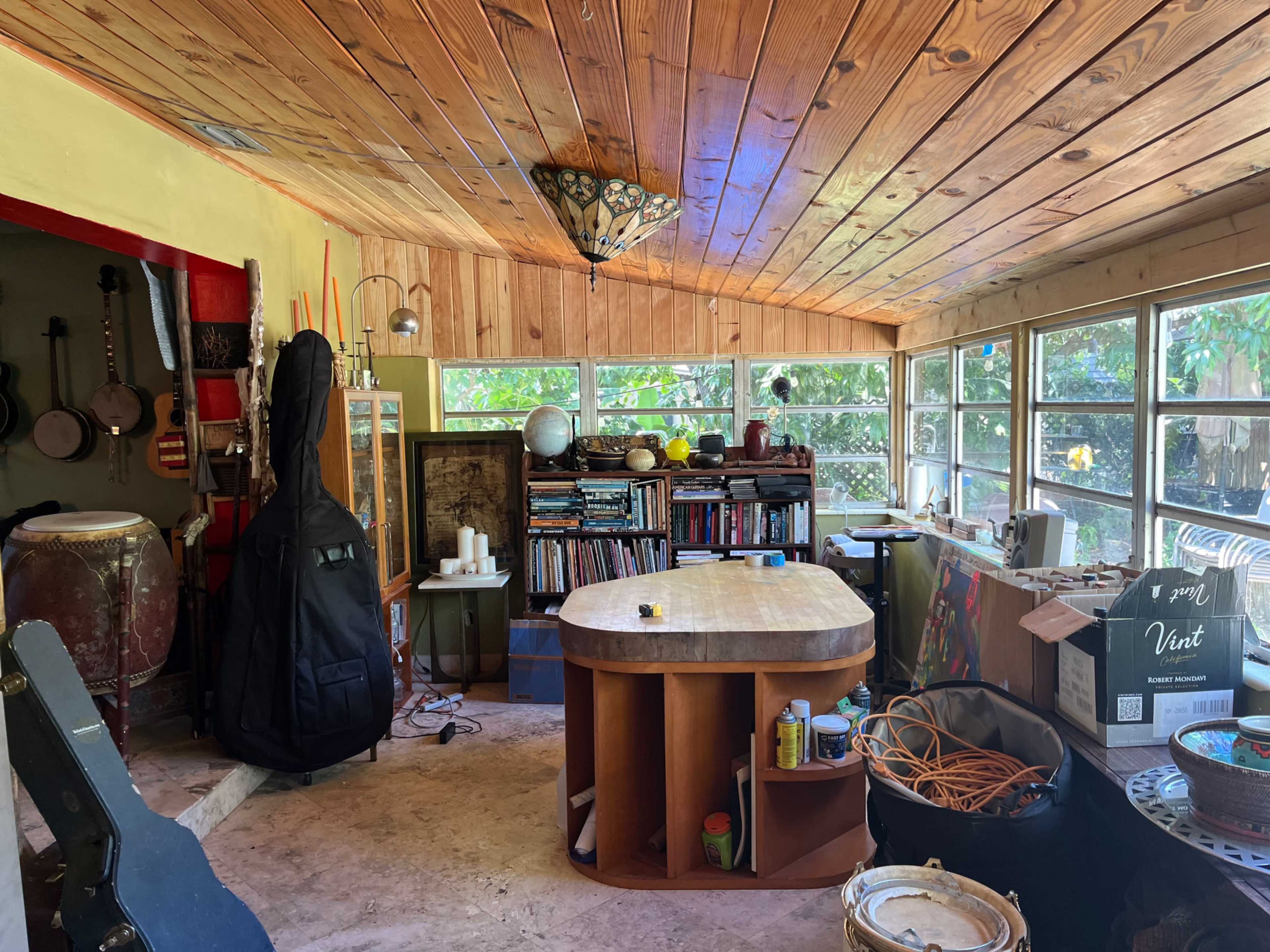 Home recording/reheasal studio and performance space Image in Ives Estates, Mismi, FL