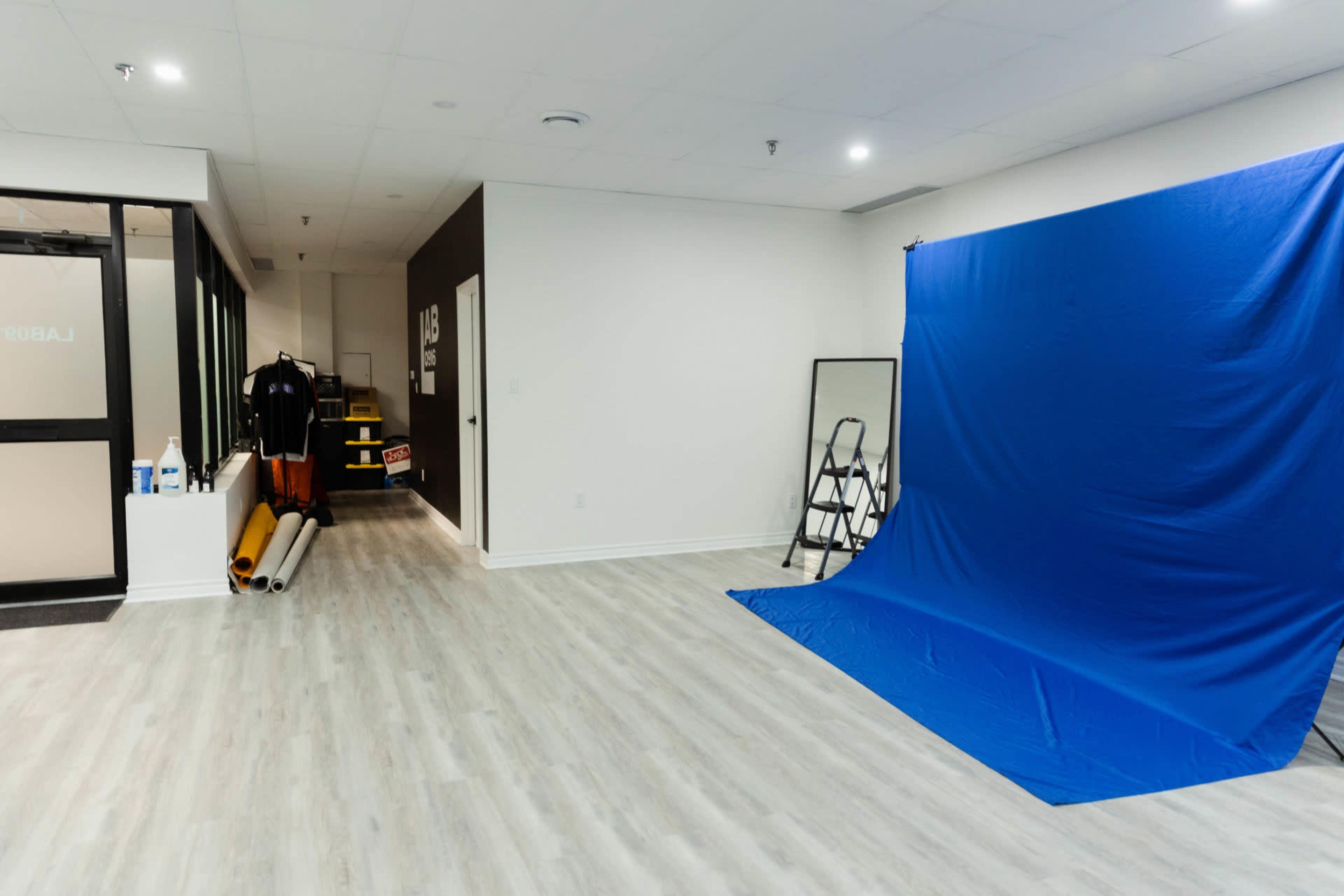 Open Concept Photo Studio Image in Markham, Markham, ON
