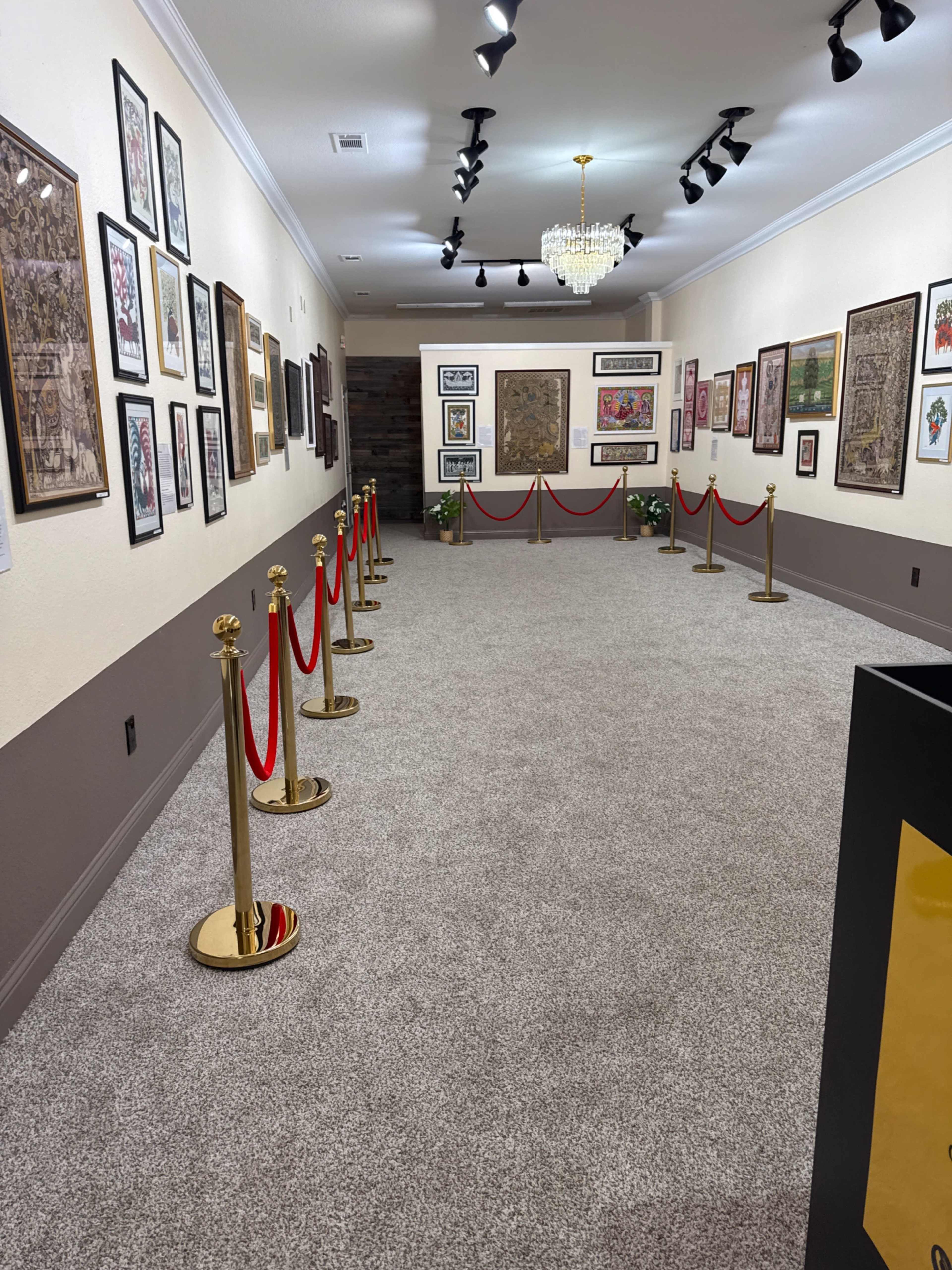 Downtown Art gallery Image in Main Street, Frisco, TX