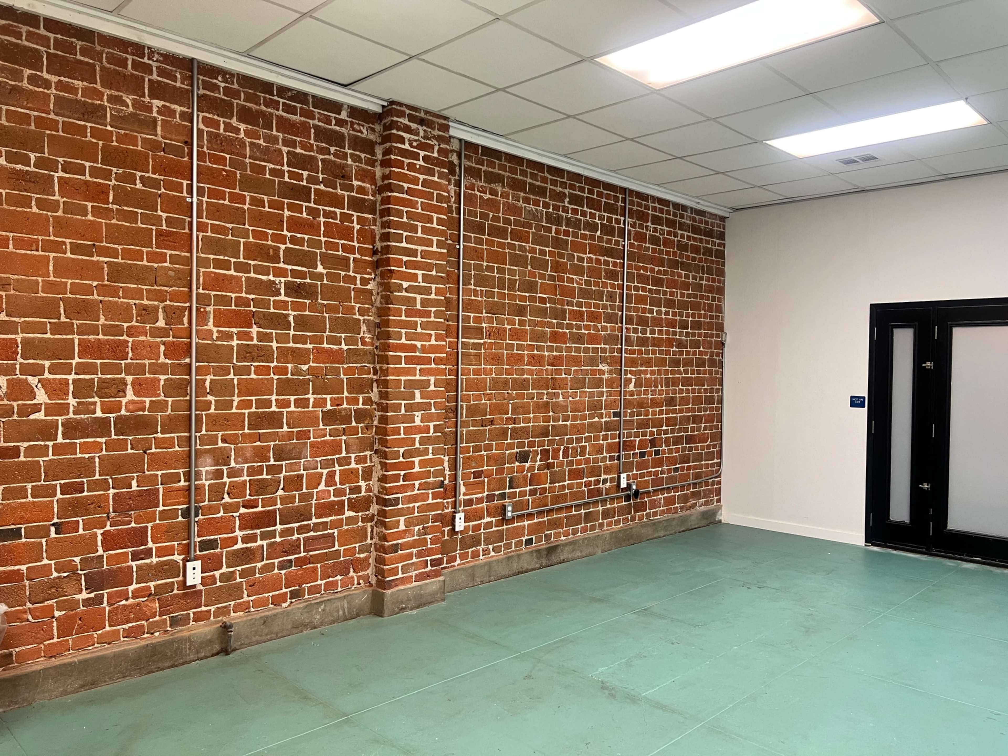 Old Town Orange Private Nook Image in Orange, Orange, CA