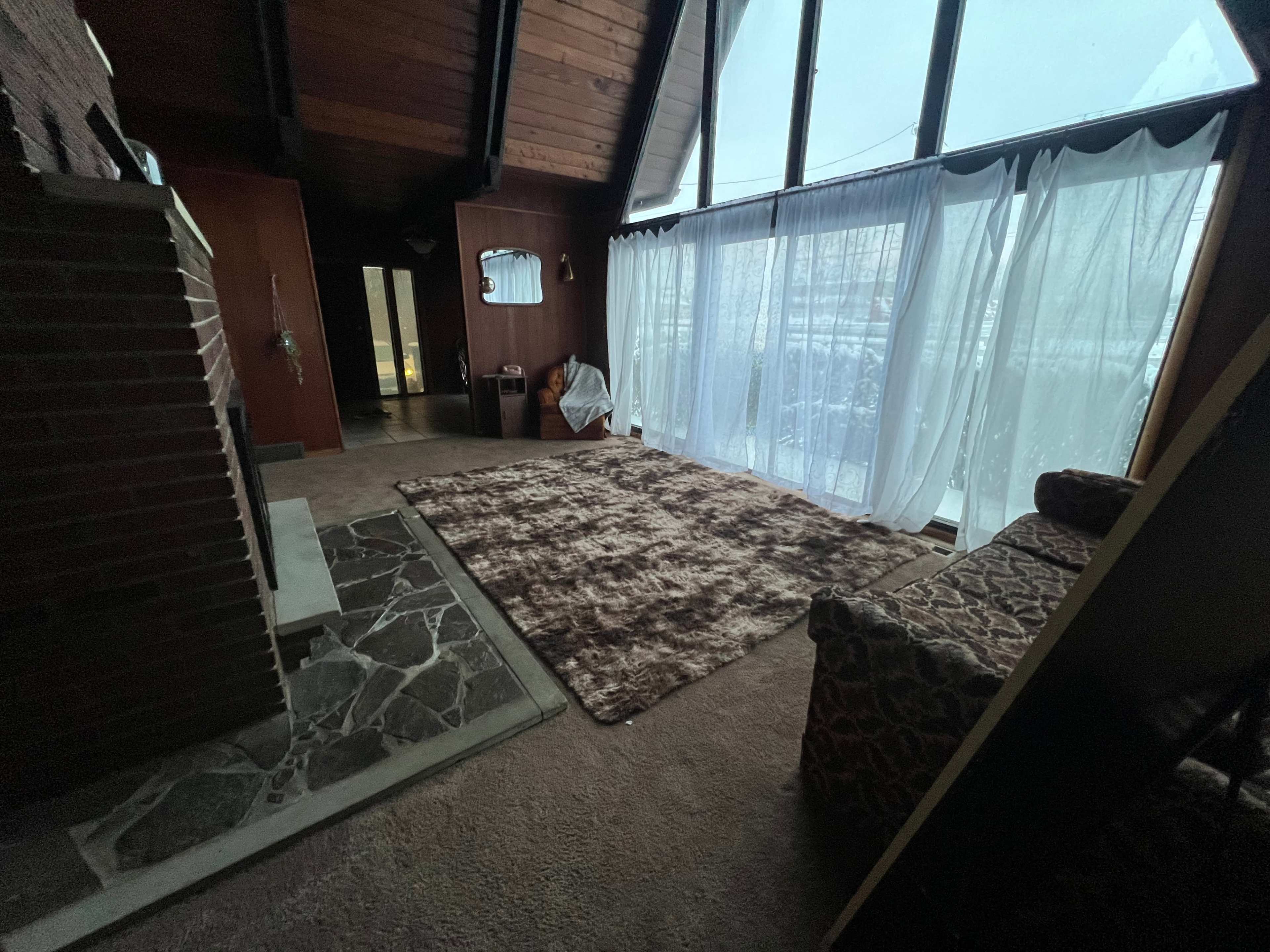 Retro cabin studio with an acre of land/woods! Image in Green, Green, OH