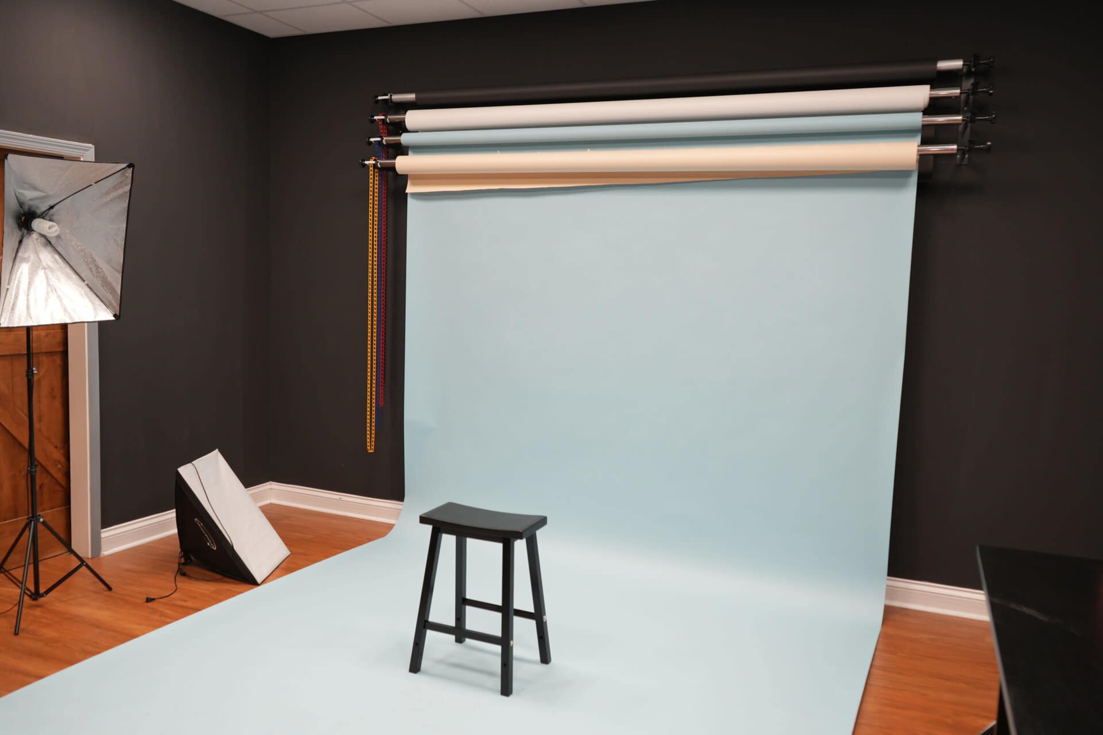 Content Creation Studio with Podcast, Photo, Video, and Kitchen Sets in Pearland Image in Pearland, Pearland, TX