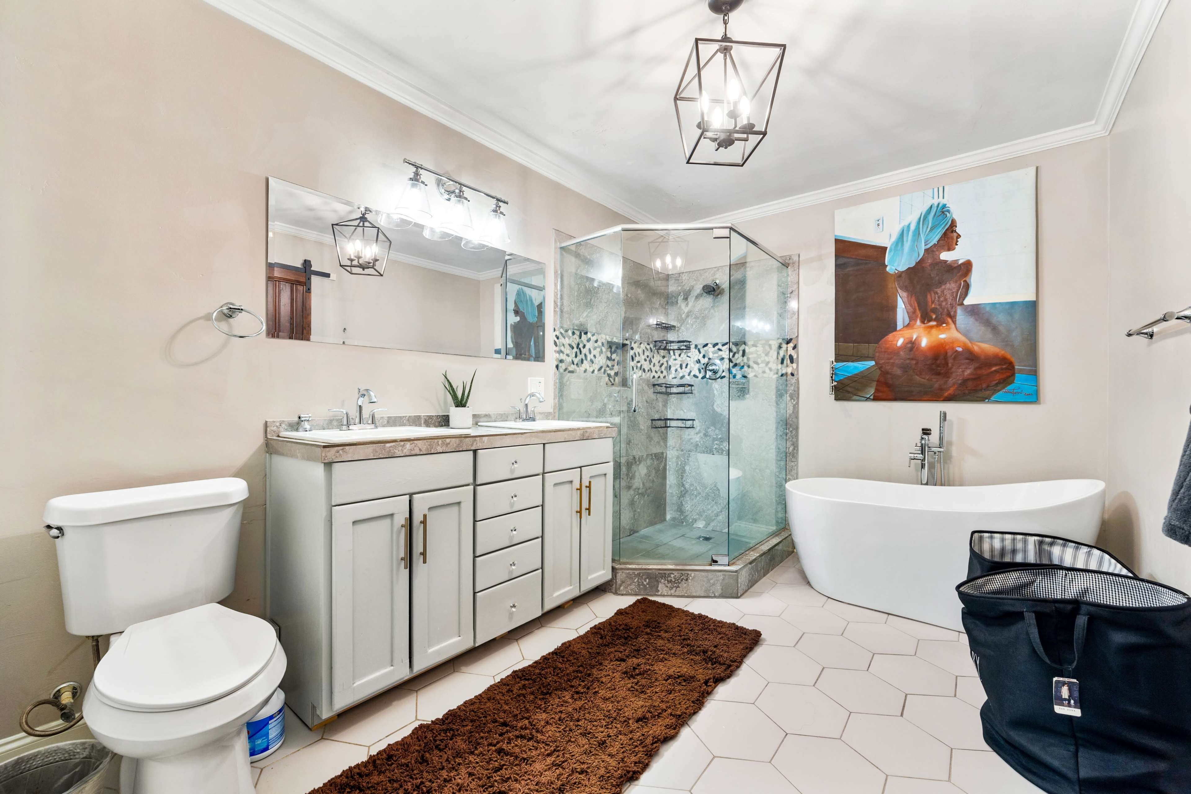 Chic Ranch-Style Retreat Image in Cascade Road, Atlanta, GA