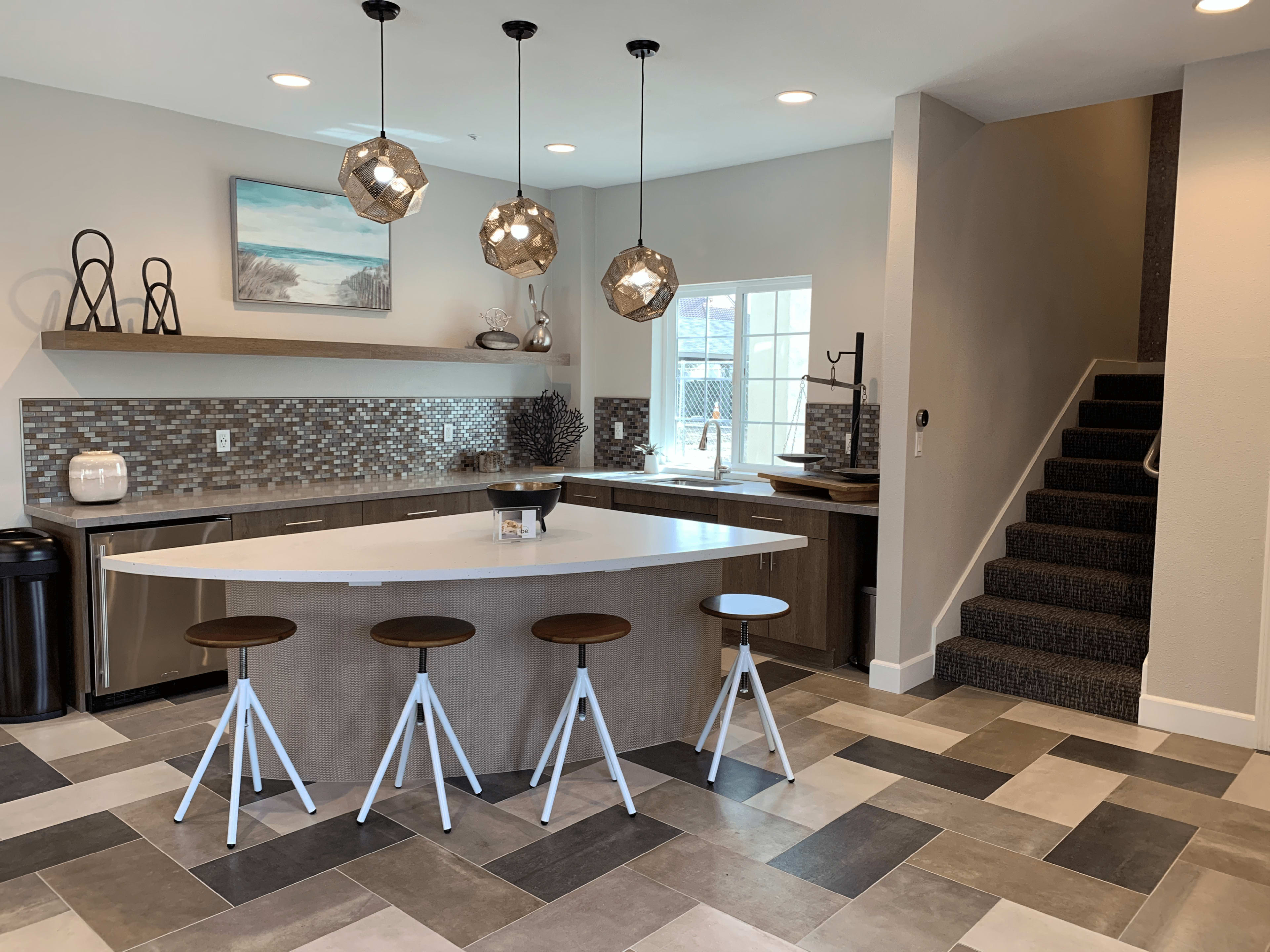 Beautifully Remodeled Lounge Perfect for Entertaining Image in , Petaluma, CA