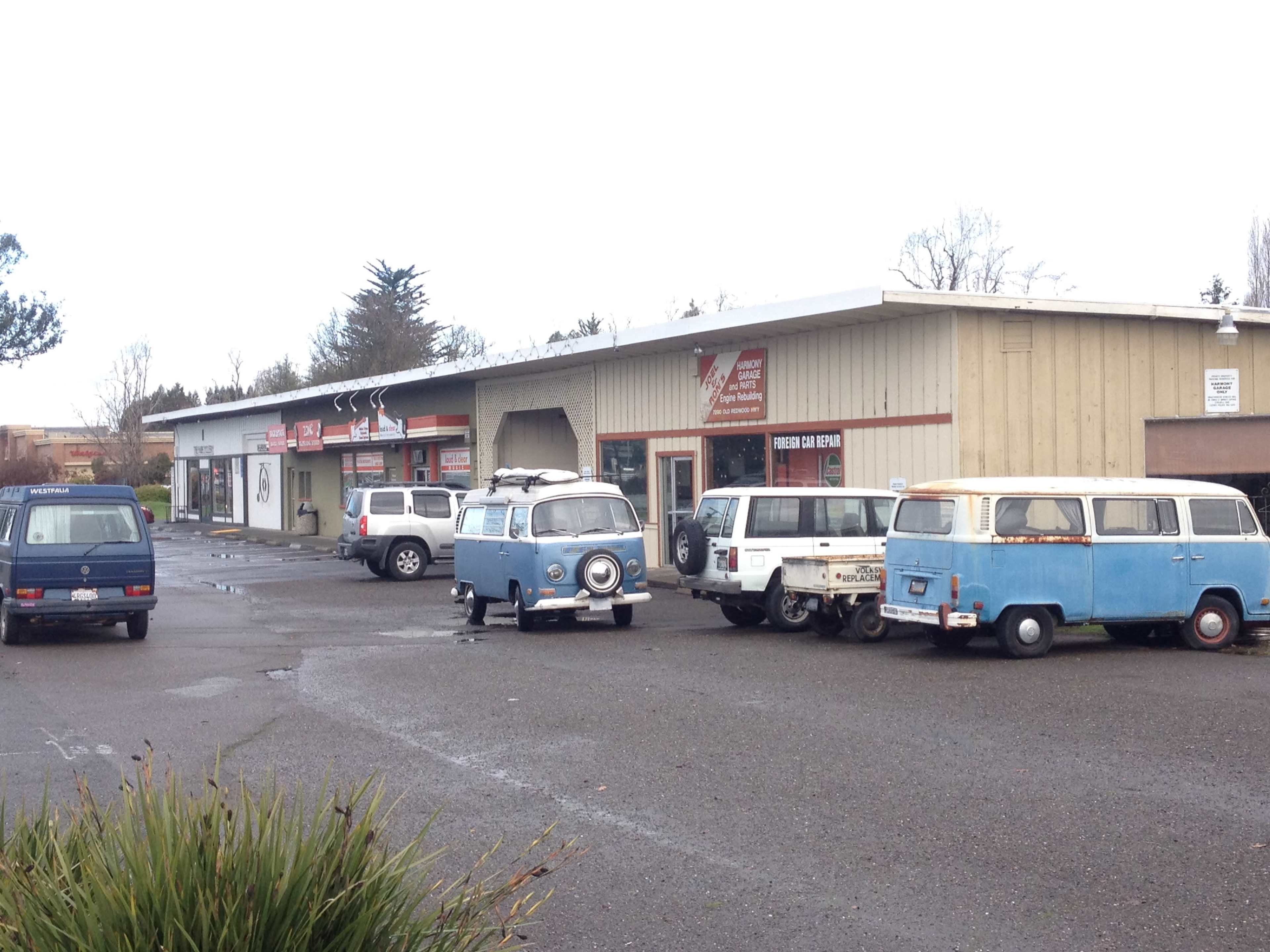 Vintage 1970 Volkswagen Van Image in Dunbar-Southlands, Vancouver, BC