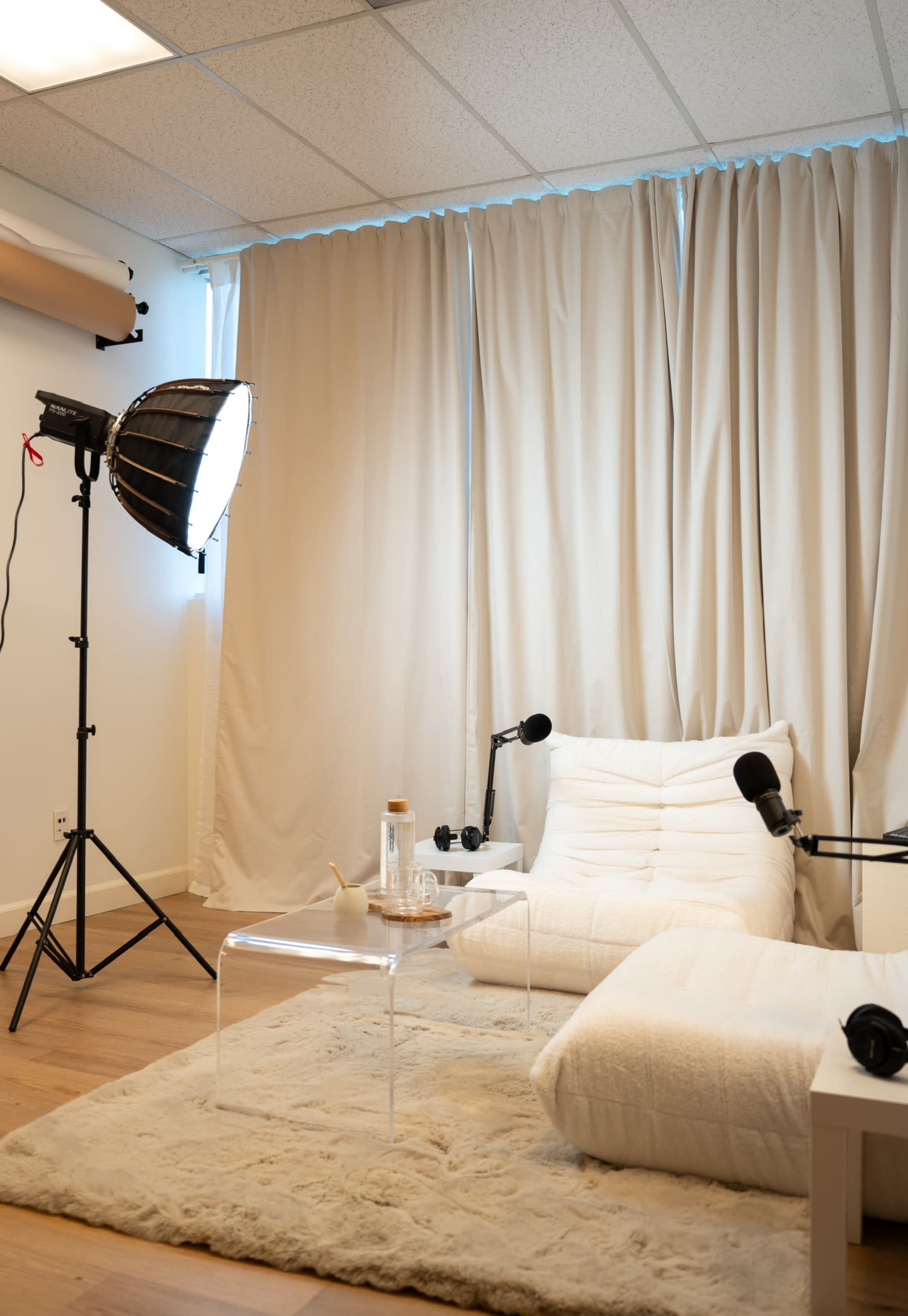 Podcast + Content Creation Studio Image in Santa Fe Springs, Sante Fe Springs, CA