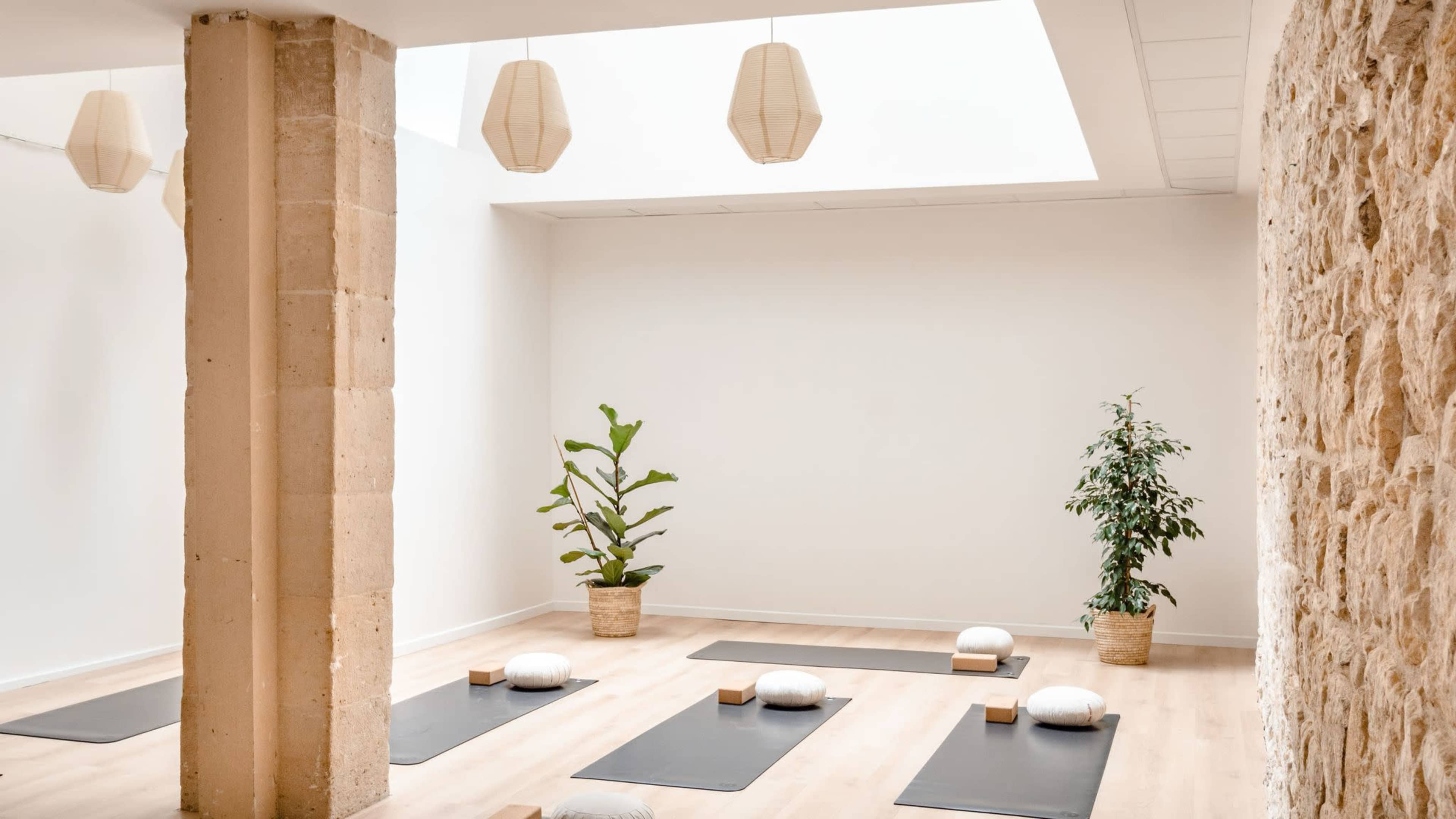 Studio/ Café-Cantine de pratique à louer au coeur du marais ! Image dans Sainte-Avoye, paris, 