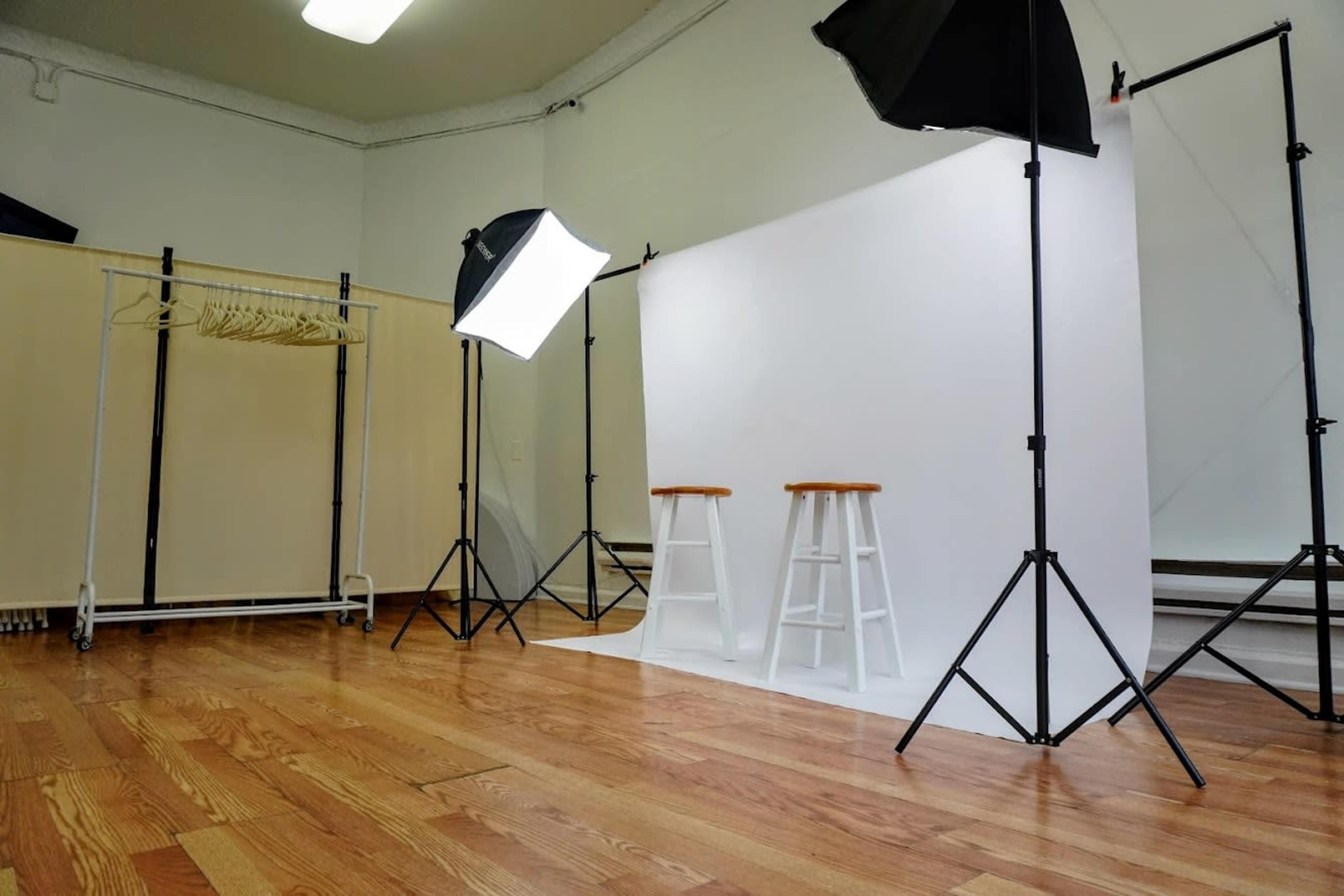 All White Natural Light Studio Image in Bayonne, Bayonne, NJ