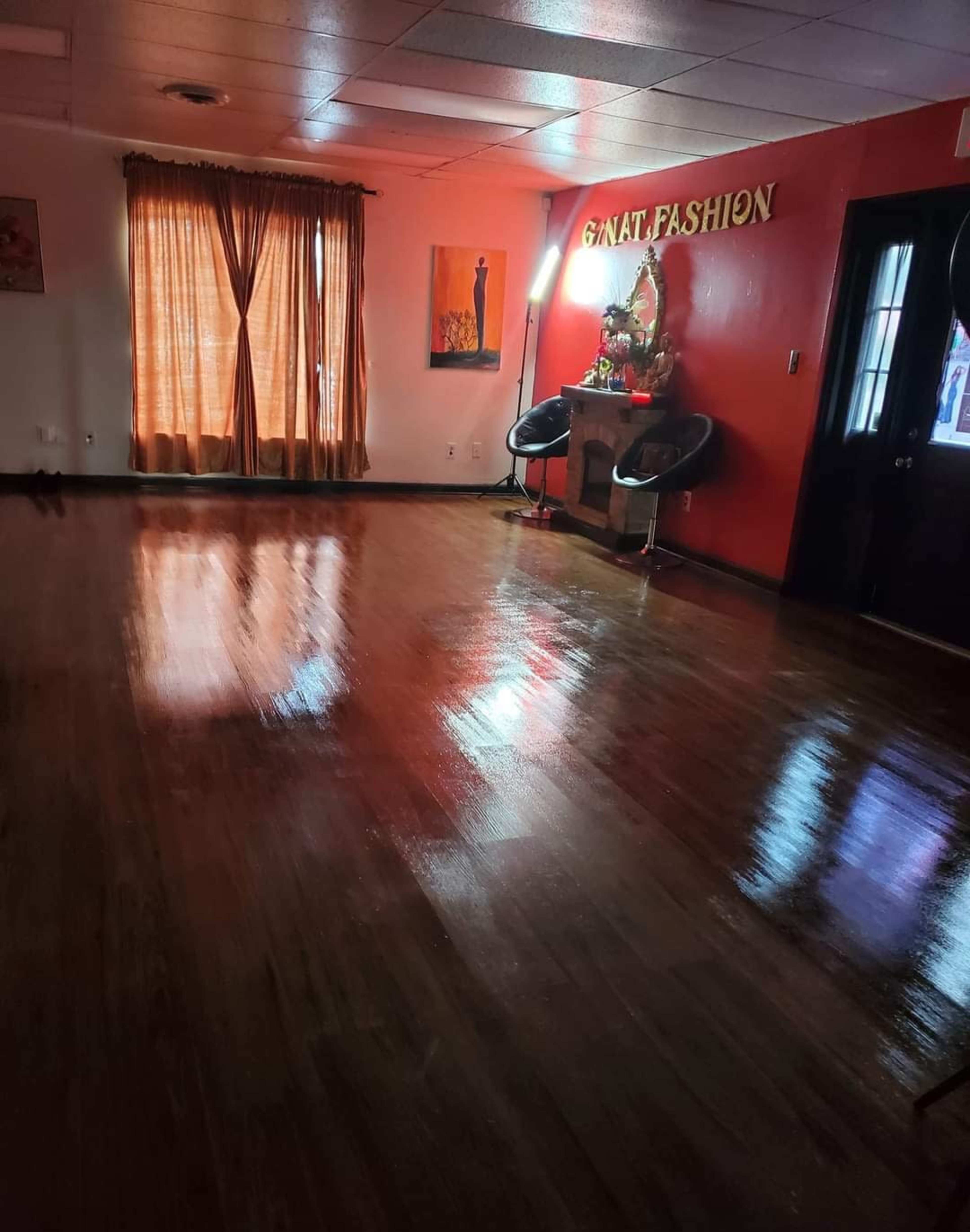 GTF SHOW ROOM Image in Eastpointe, eastpointe, MI