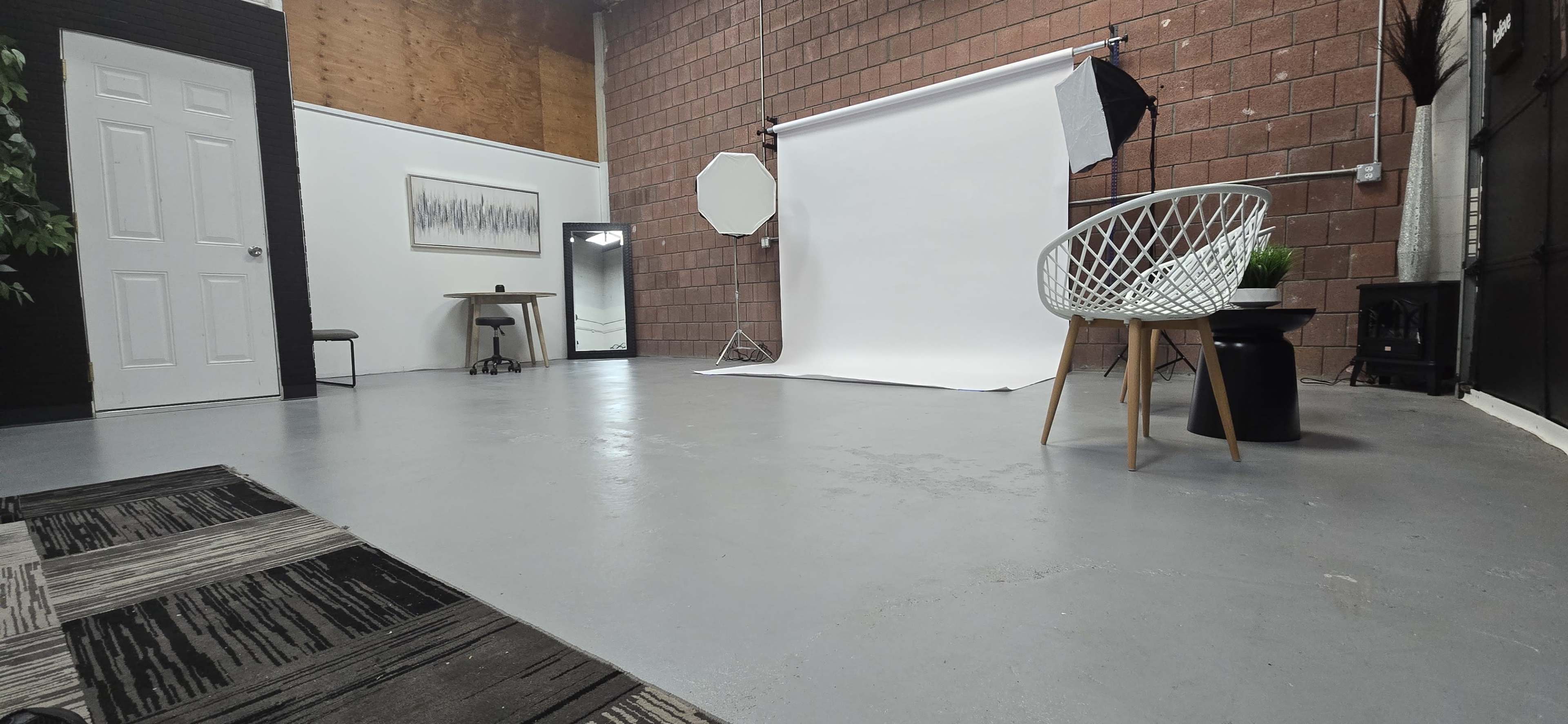 Studio Four Five Image in Bloomfield, Bloomfield, CT