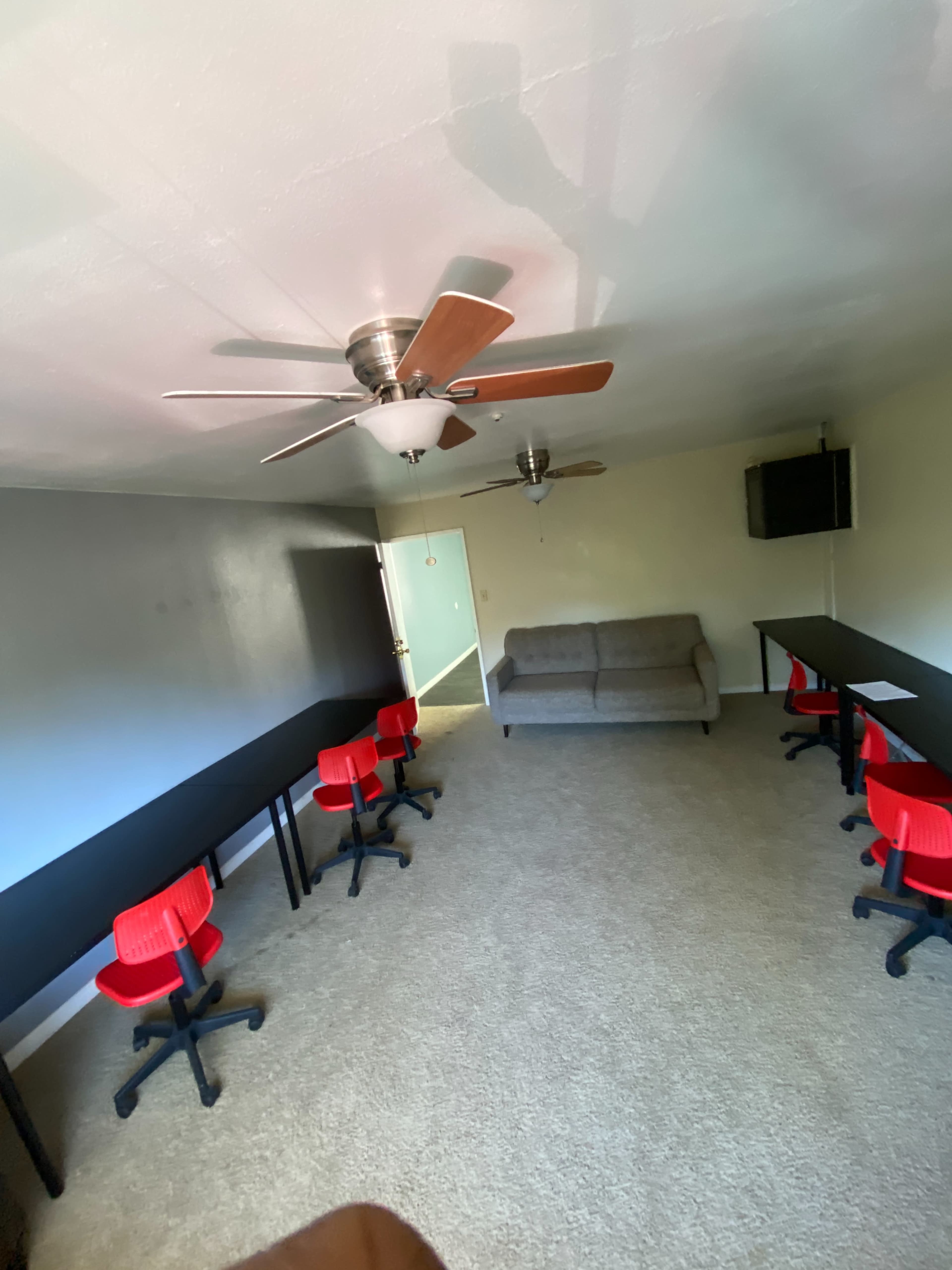Rohnert Park Near Sonoma State University and the SMART train, Bare bones, Affordable, Have a laid back feeling with a roomy setting. Image in Rohnert Park, Rohnert Park, CA