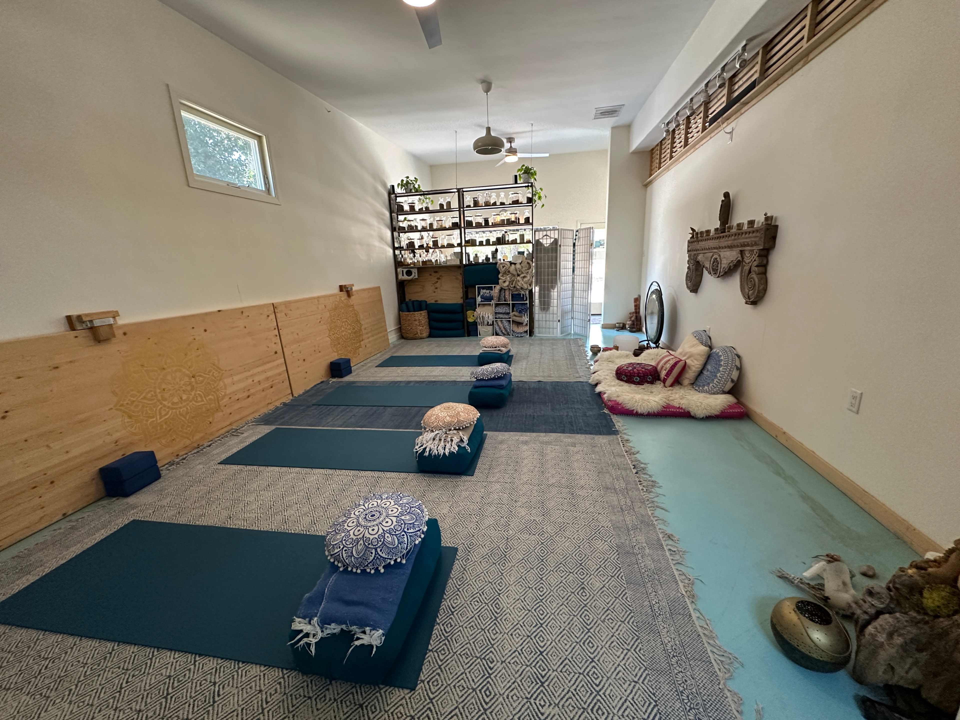 Serene Wellness Studio with Intimate Outdoor Space Image in Meiners Oaks, Ojai, CA