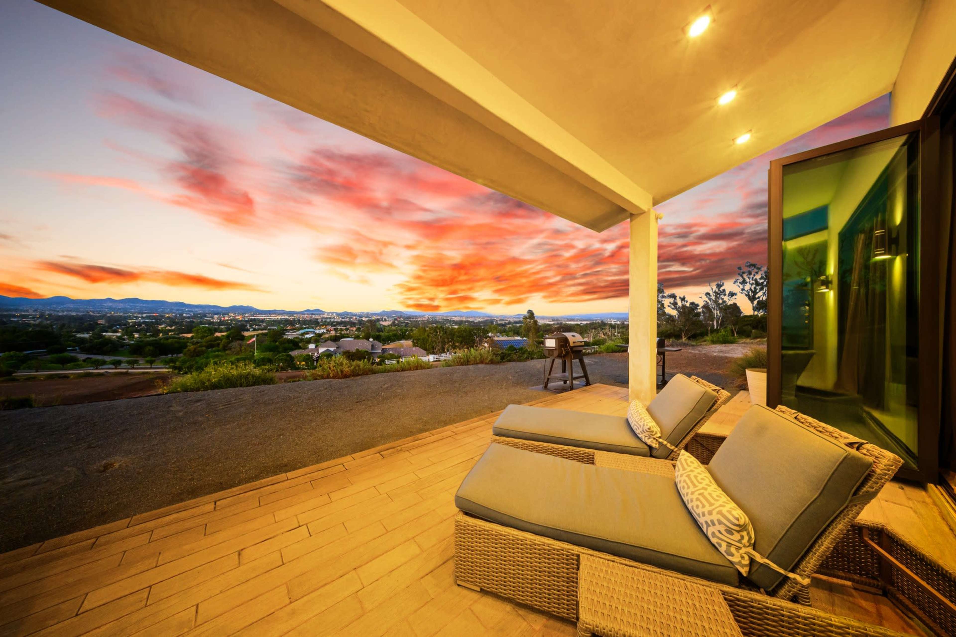 Luxury Modern Home near Temecula with breathtaking views! (Cassiopeia’s Crown) Image in , Murrieta, CA