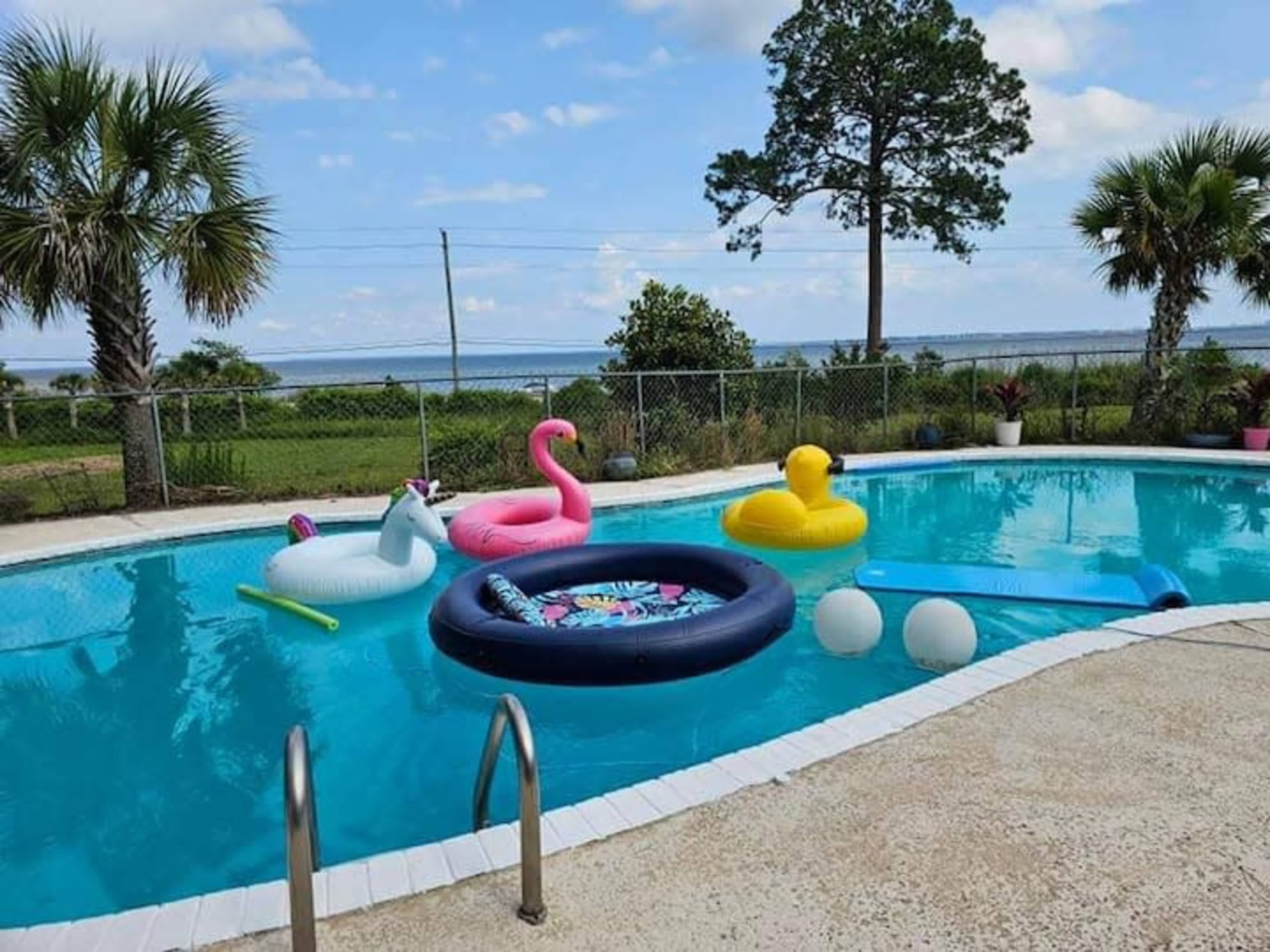Bay-Front Mansion on 4 acres Image in , Freeport, FL