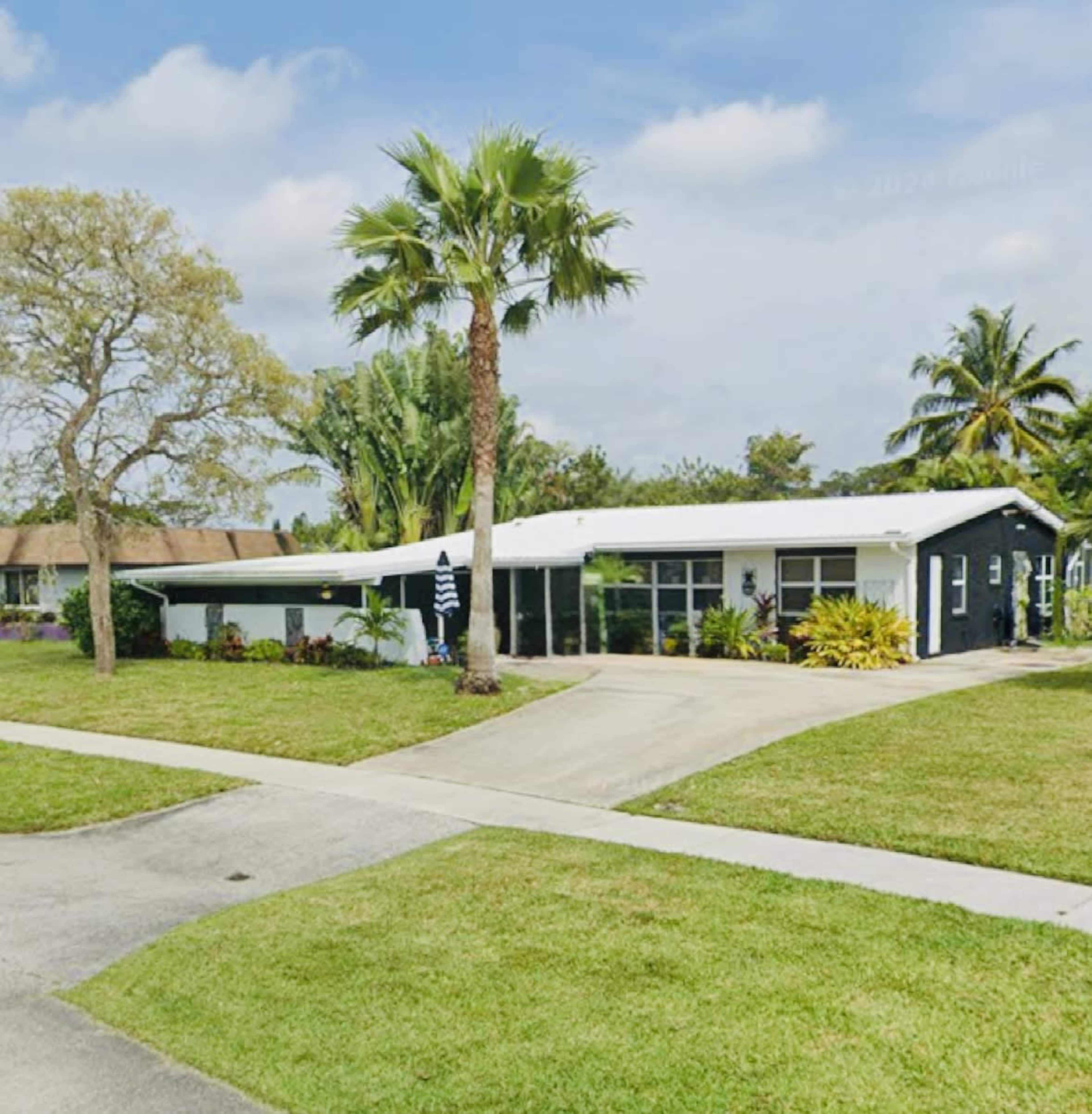 Chic Royal Palm Beach Oasis with Modern Pool & Tropical Charm Image in Royal Palm Beach, Royal Palm Beach, FL
