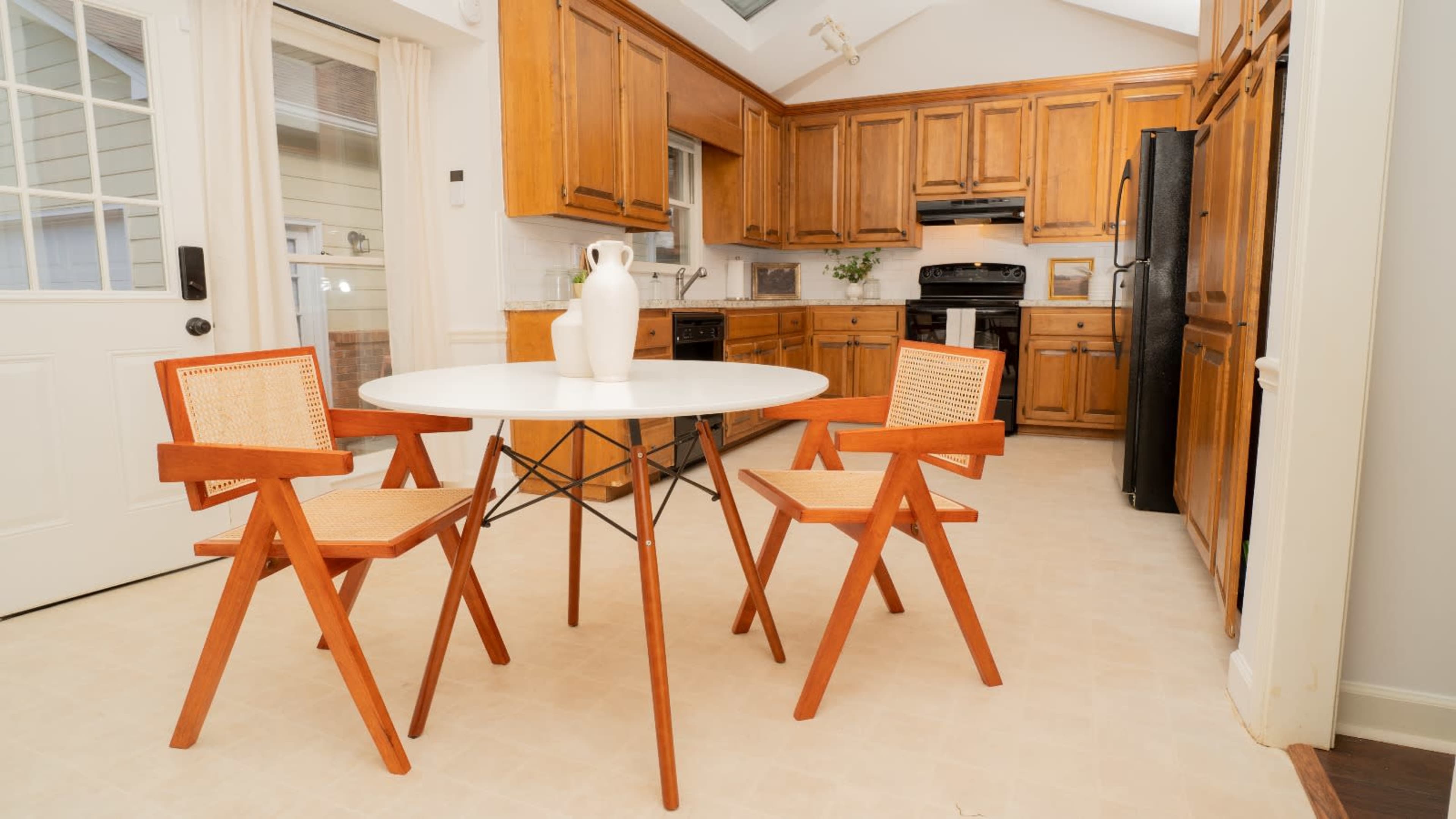 Spacious Modern Home with Cozy Living Areas near Tucker/Norcross Image in Tucker, Tucker, GA