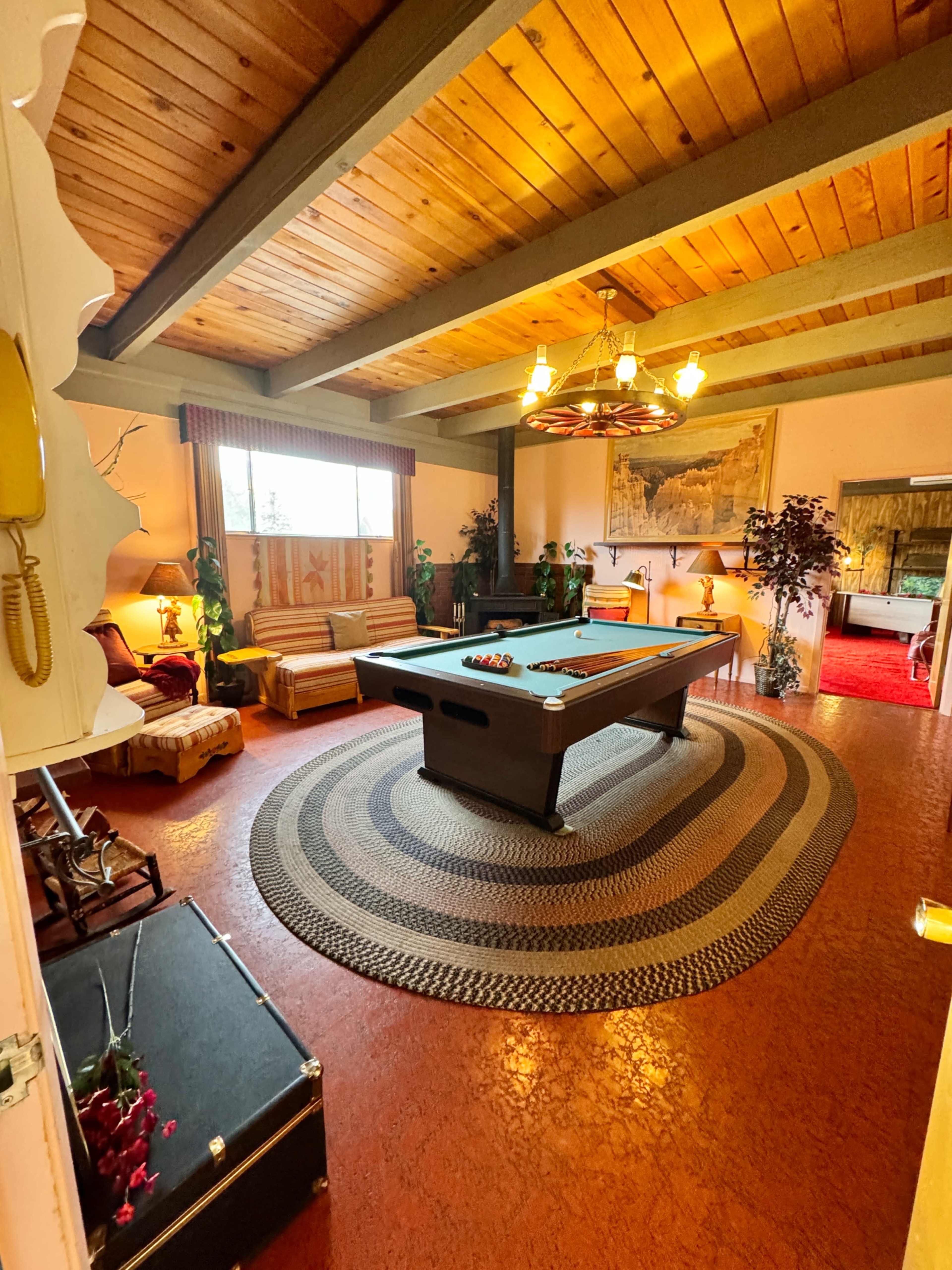 Fantasy 50’s Time-capsule Rustic Lodge Mansion!!! Image in , Minden, NV