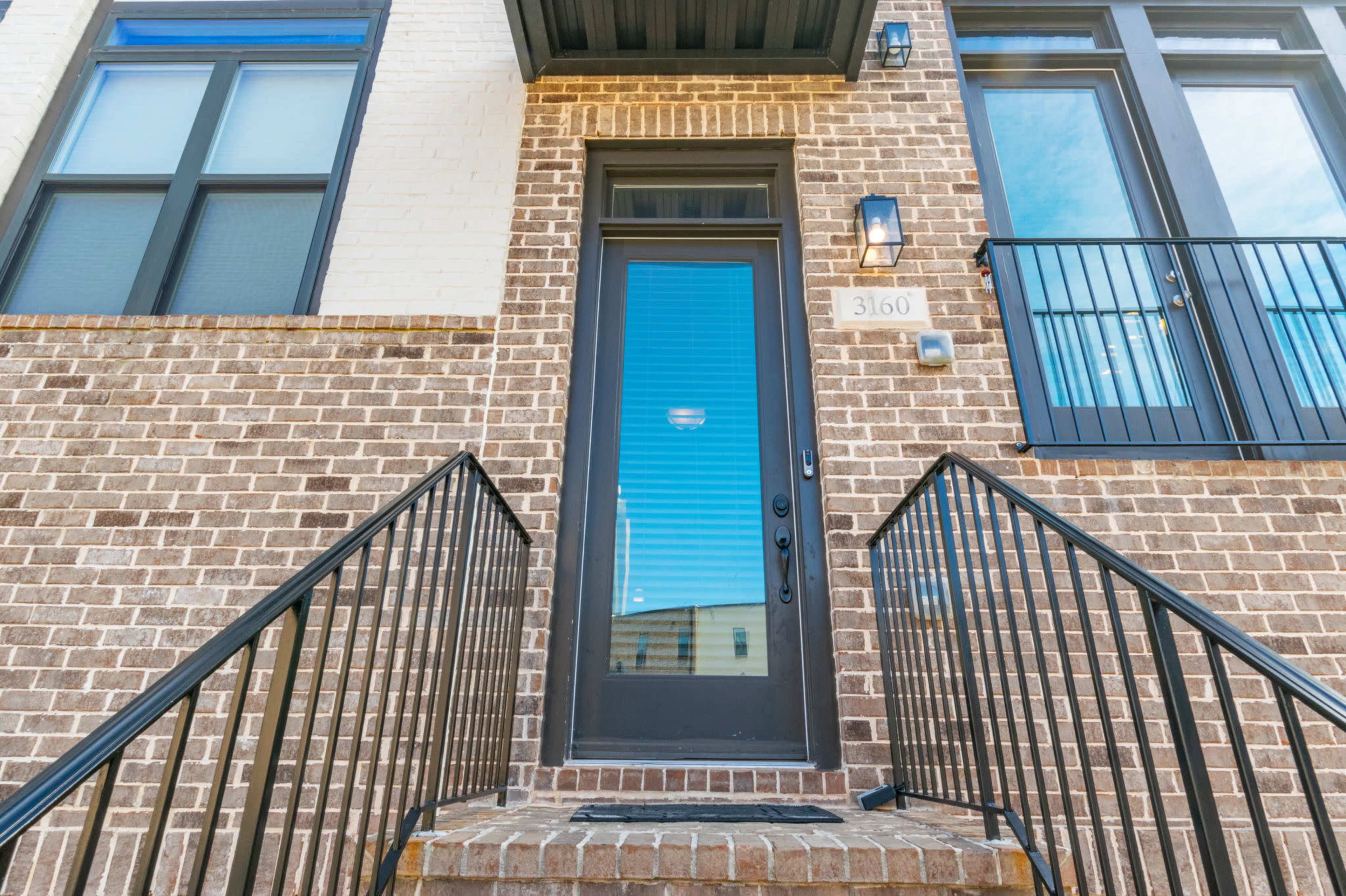 Townhouse Loft Image in Cumberland, Marietta, GA