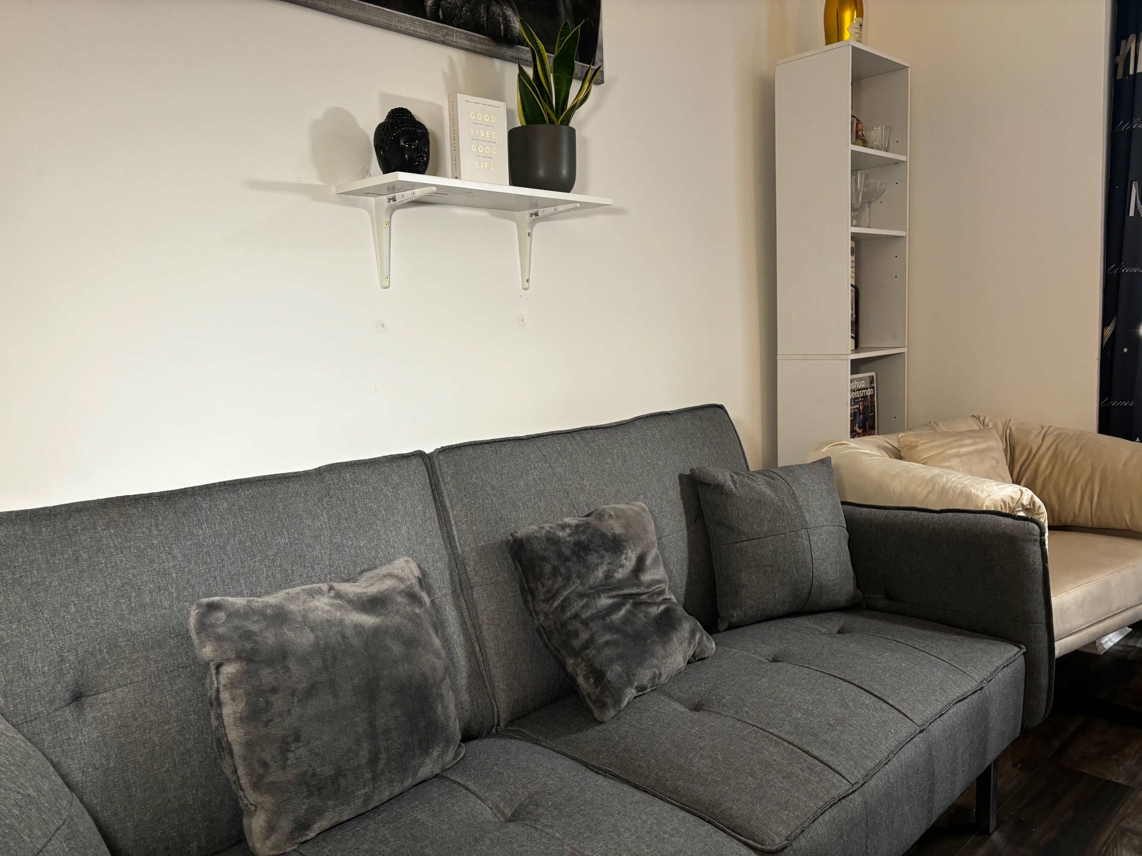 Modern Cosy Creative and Podcast Space in City Centre Image in Sheffield Old Town, Sheffeld, ENG