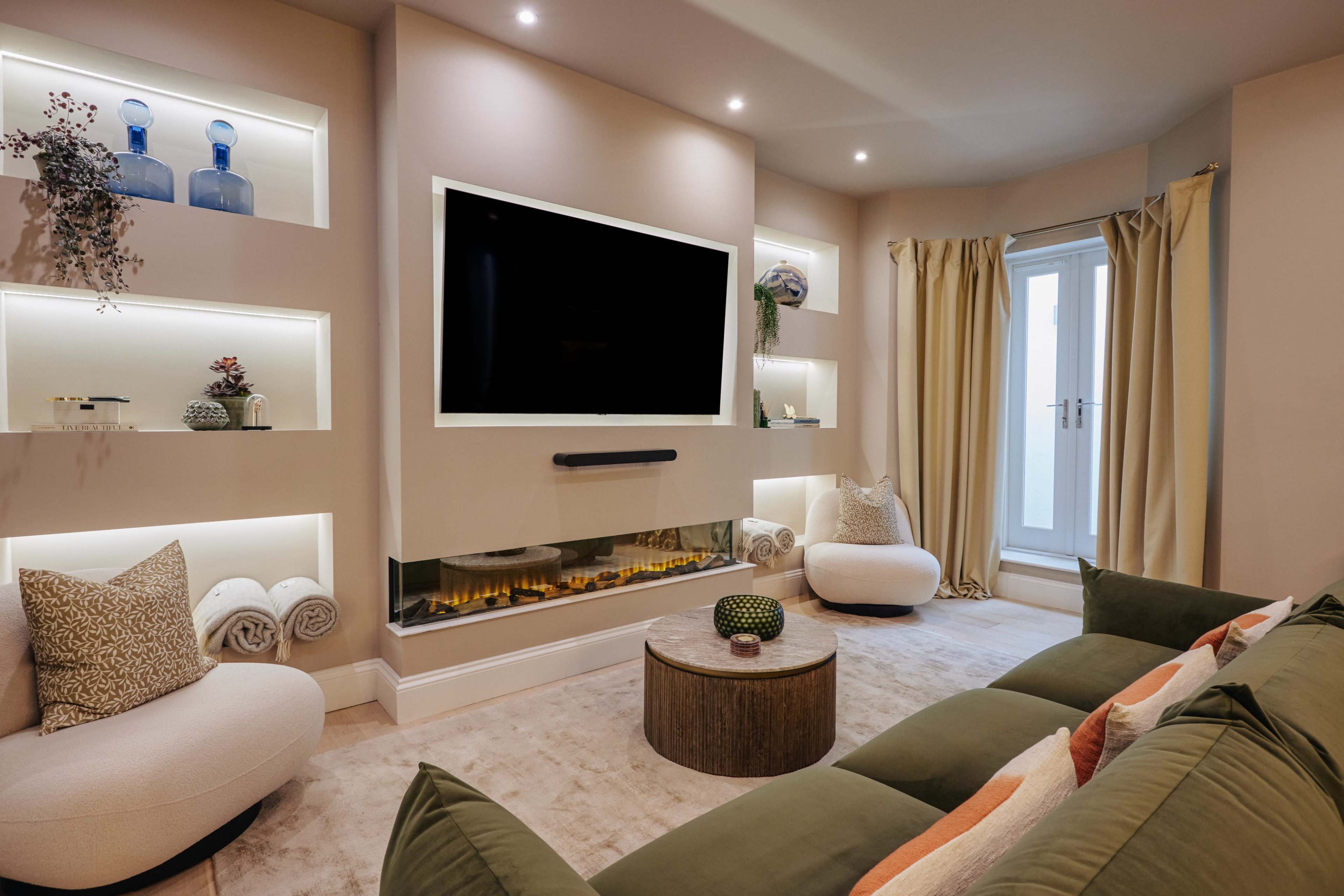 Beautiful Fulham Townhouse with a Bar & Games Room Image in Fulham, Greater London, ENG