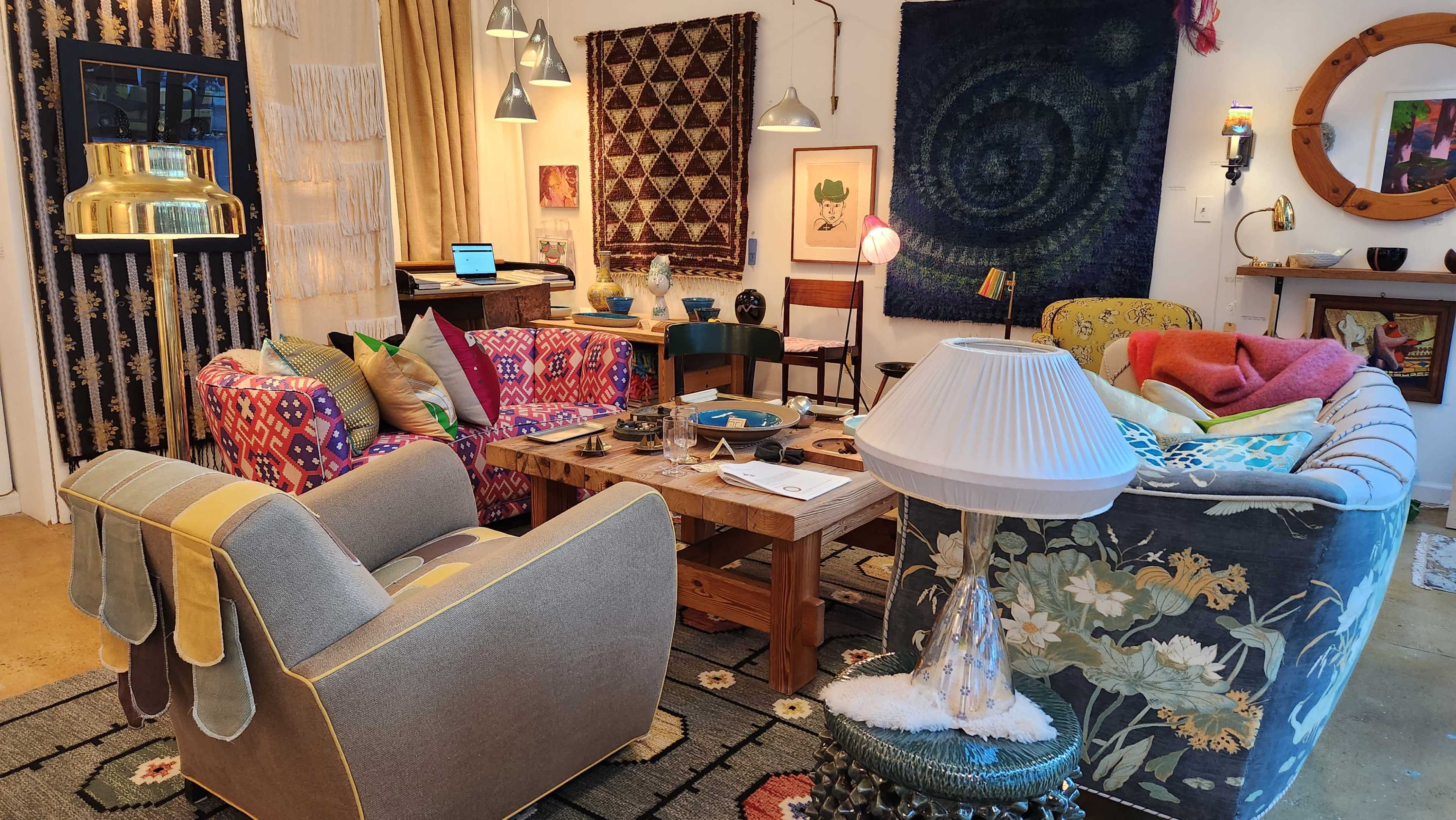 Chinatown/Lower East Side: cozy room with amazing design objects Image in Bowery, new york, NY