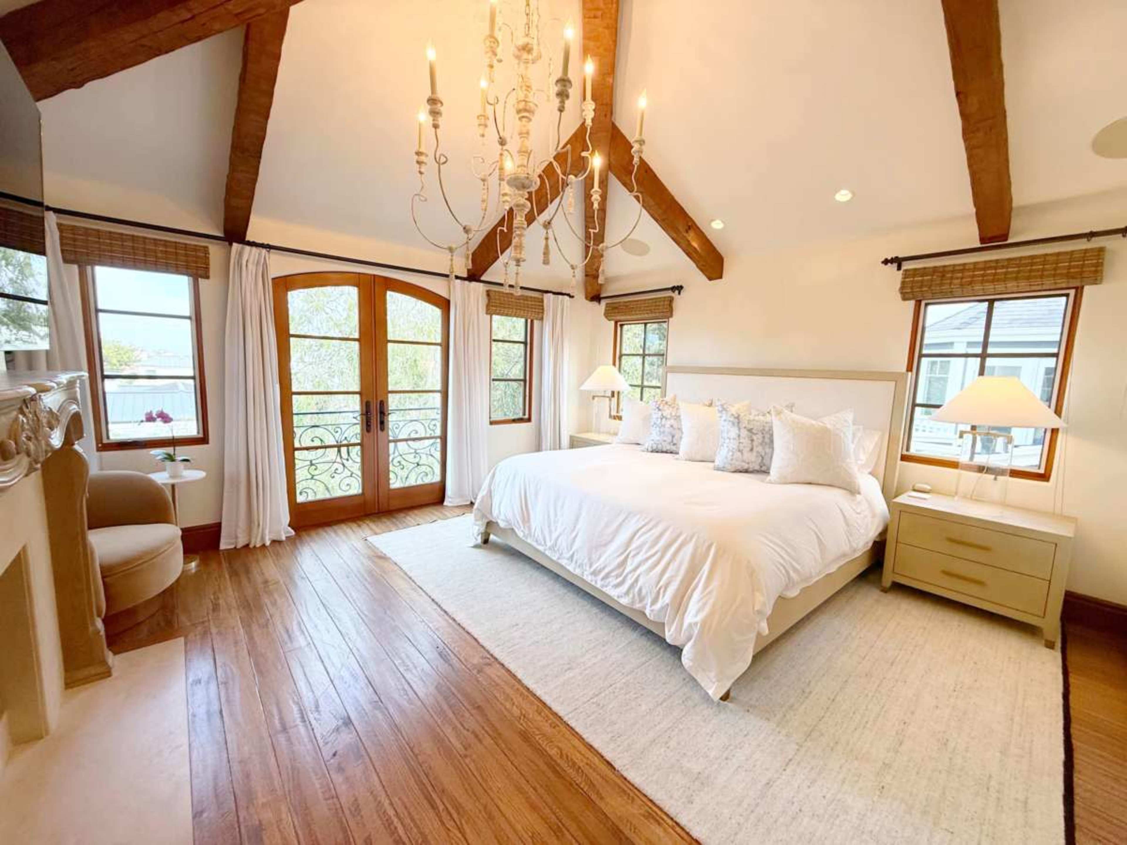 Corona del Mar Paradise – Steps from the Sand Image in Corona Del Mar, Corona del Mar, CA