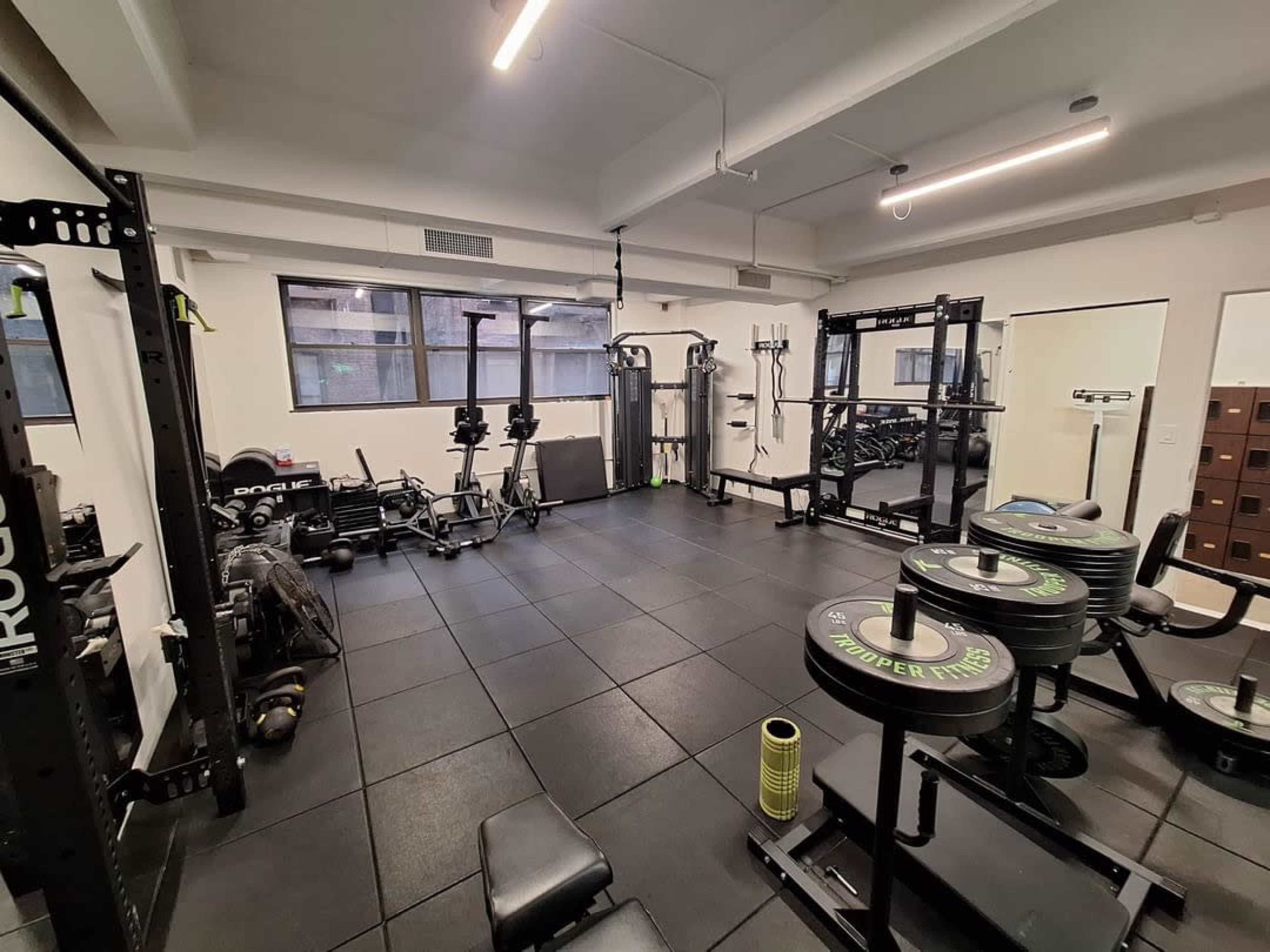 LARGE modern Boutique Fitness studio with Coffee/Juice bar rustic modern Lobby Image in Midtown Manhattan, New York, NY