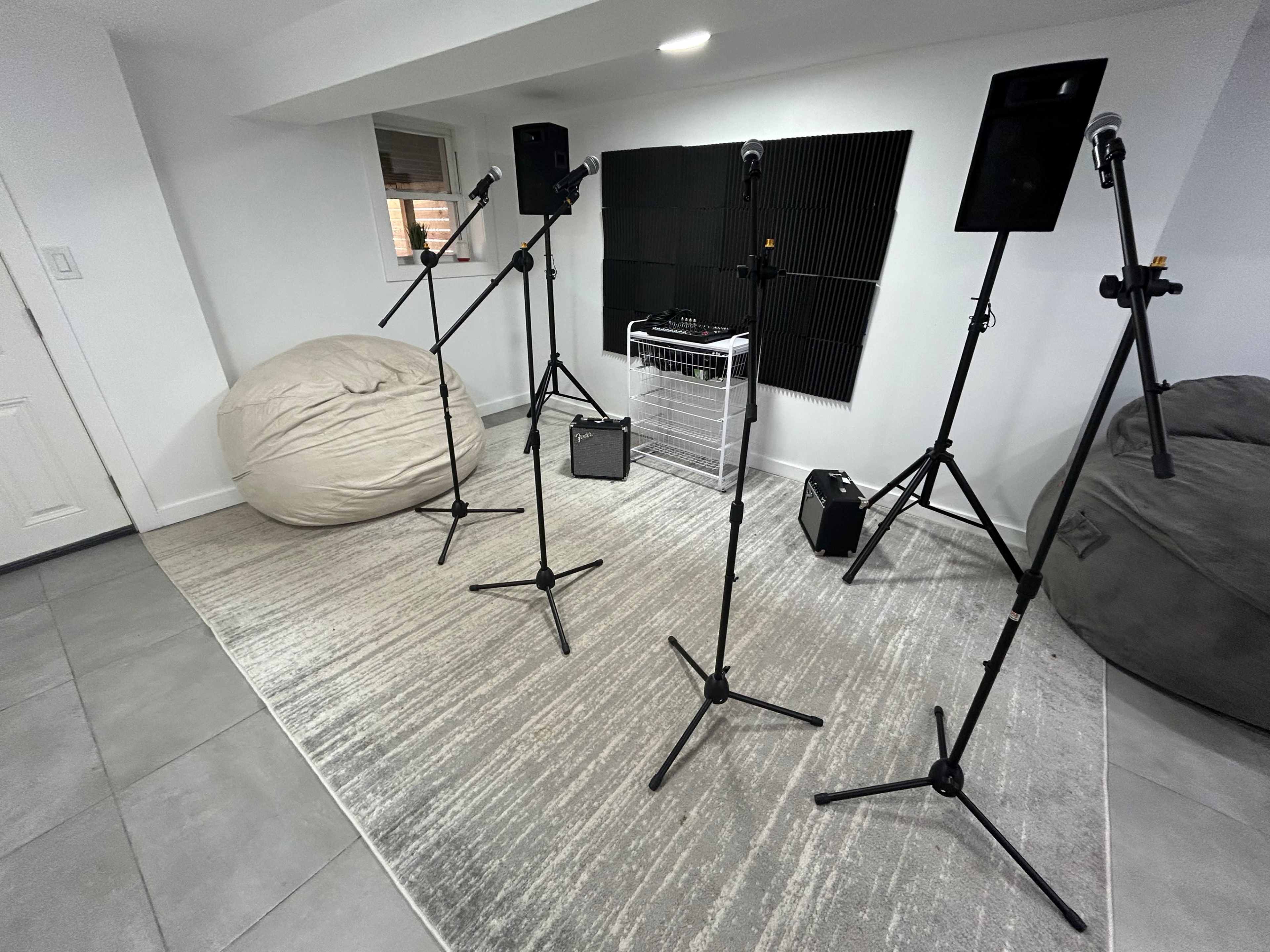 Brooklyn Basement: Your Rehearsal and Recording Space Image in Cypress Hills, Brooklyn, NY