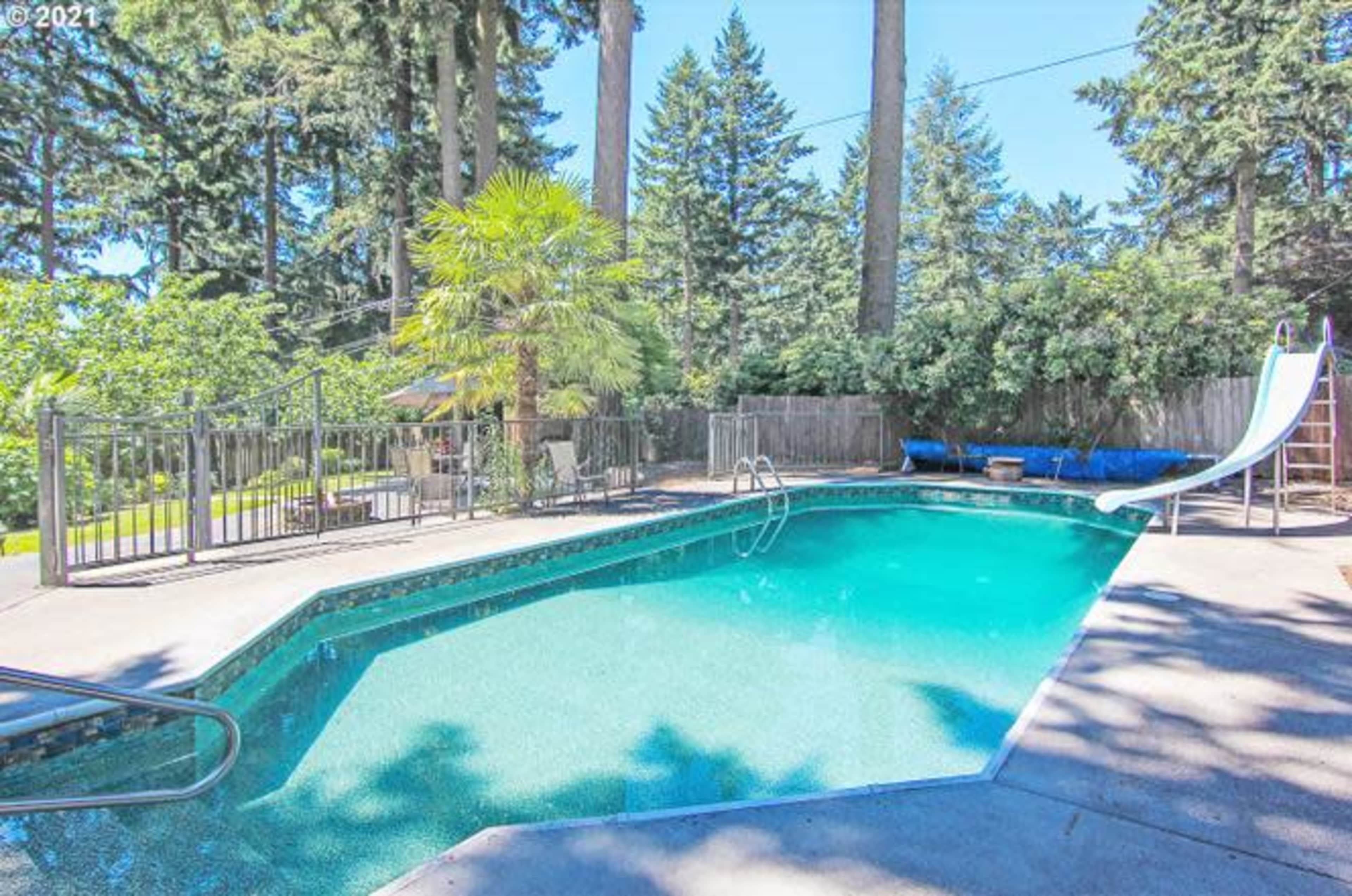 Tranquil Garden and Pool Oasis Image in Vancouver Heights, Vancouver, WA