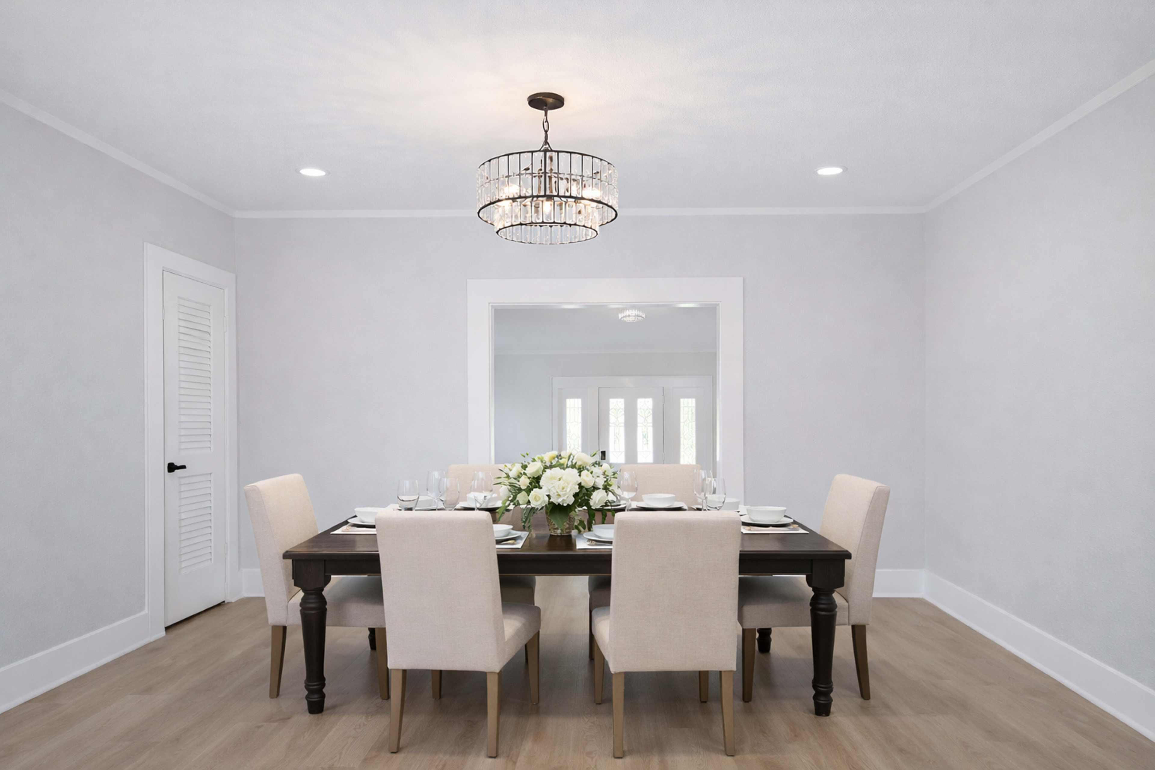 Timeless Event Studio with Piano & Chandelier Dining Image in Park Place, Houston, TX