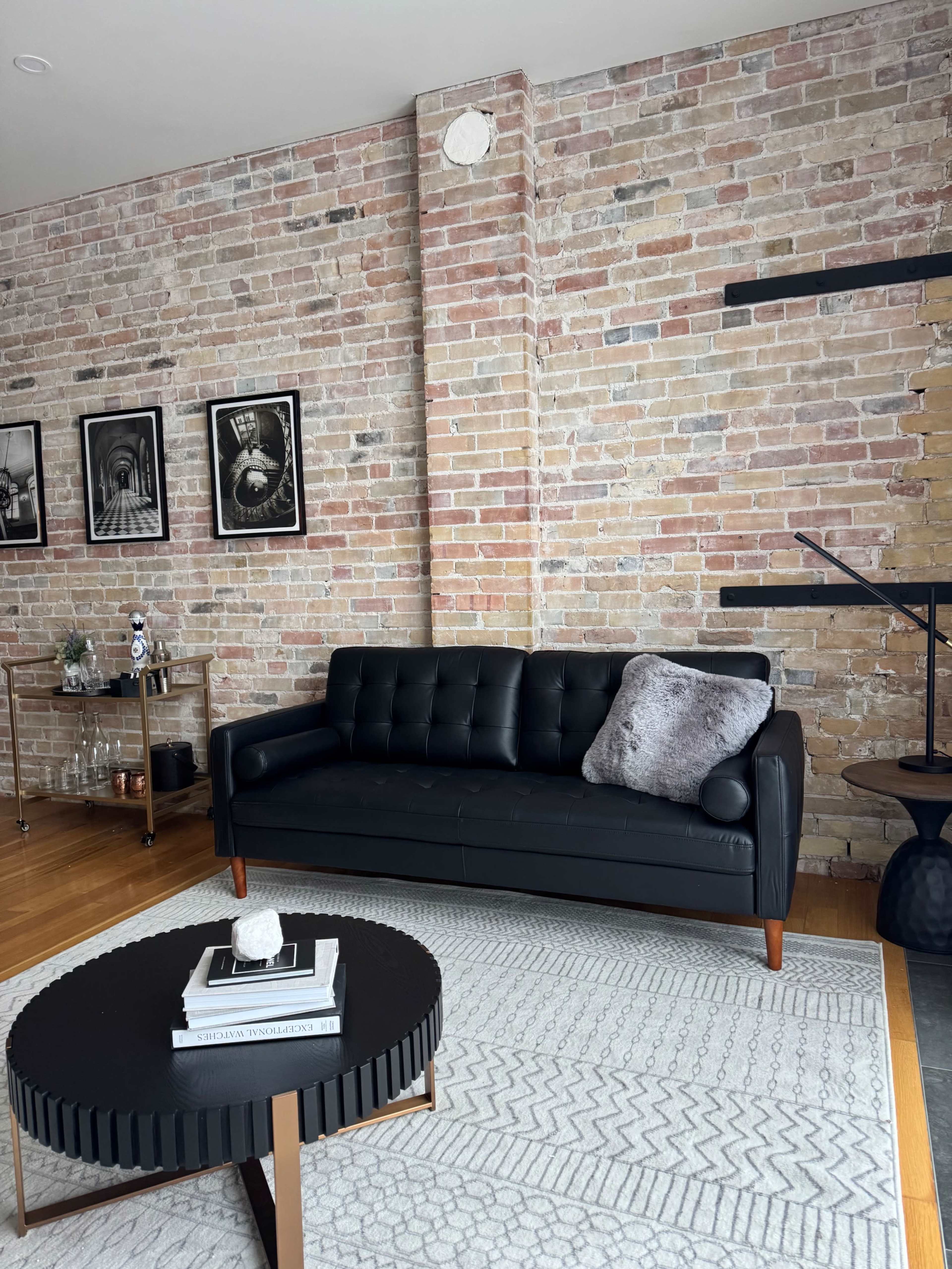 Stunning Apartment Loft Space Image in Paris, Paris, ON