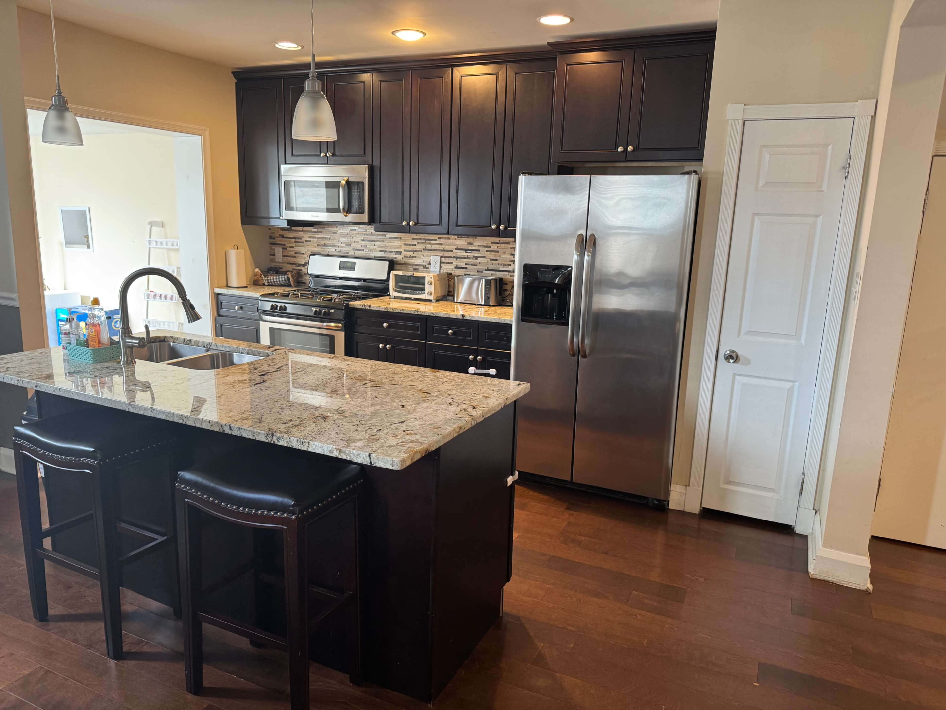 Charming and Cozy Space for Small Gatherings or Creative Projects Image in Howard Park, Baltimore, MD